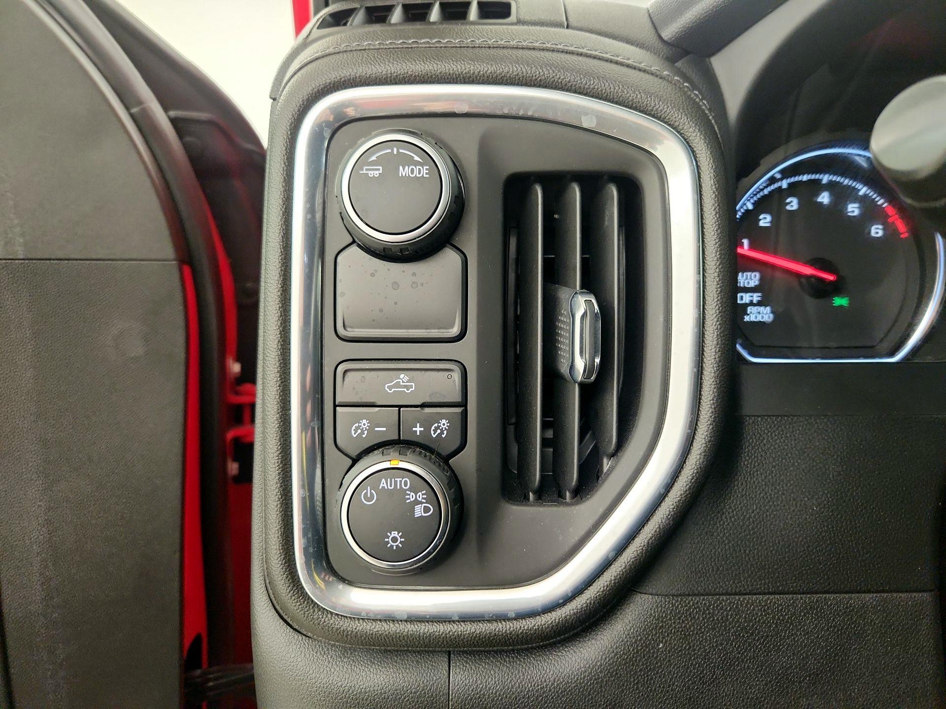 Thumbnail: 2022 Chevrolet Silverado 1500 - 13