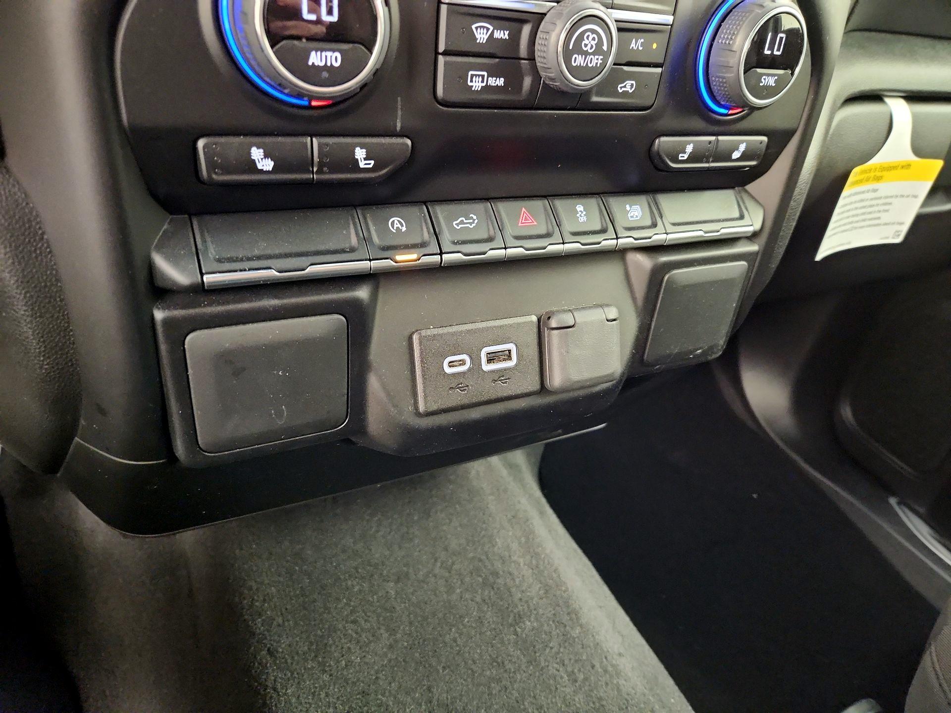 Thumbnail: 2022 Chevrolet Silverado 1500 - 18