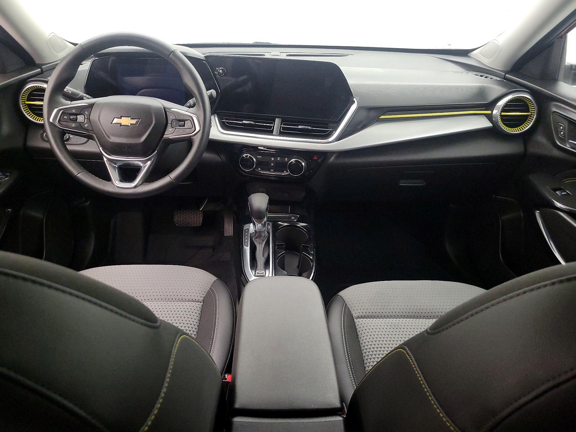 Thumbnail: 2025 Chevrolet Trax - 9