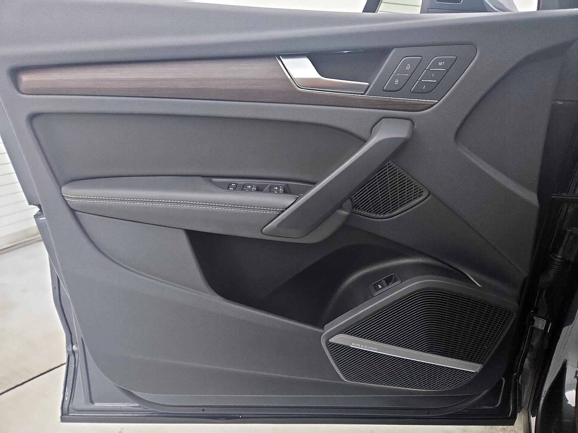 Thumbnail: 2024 Audi Q5 - 12