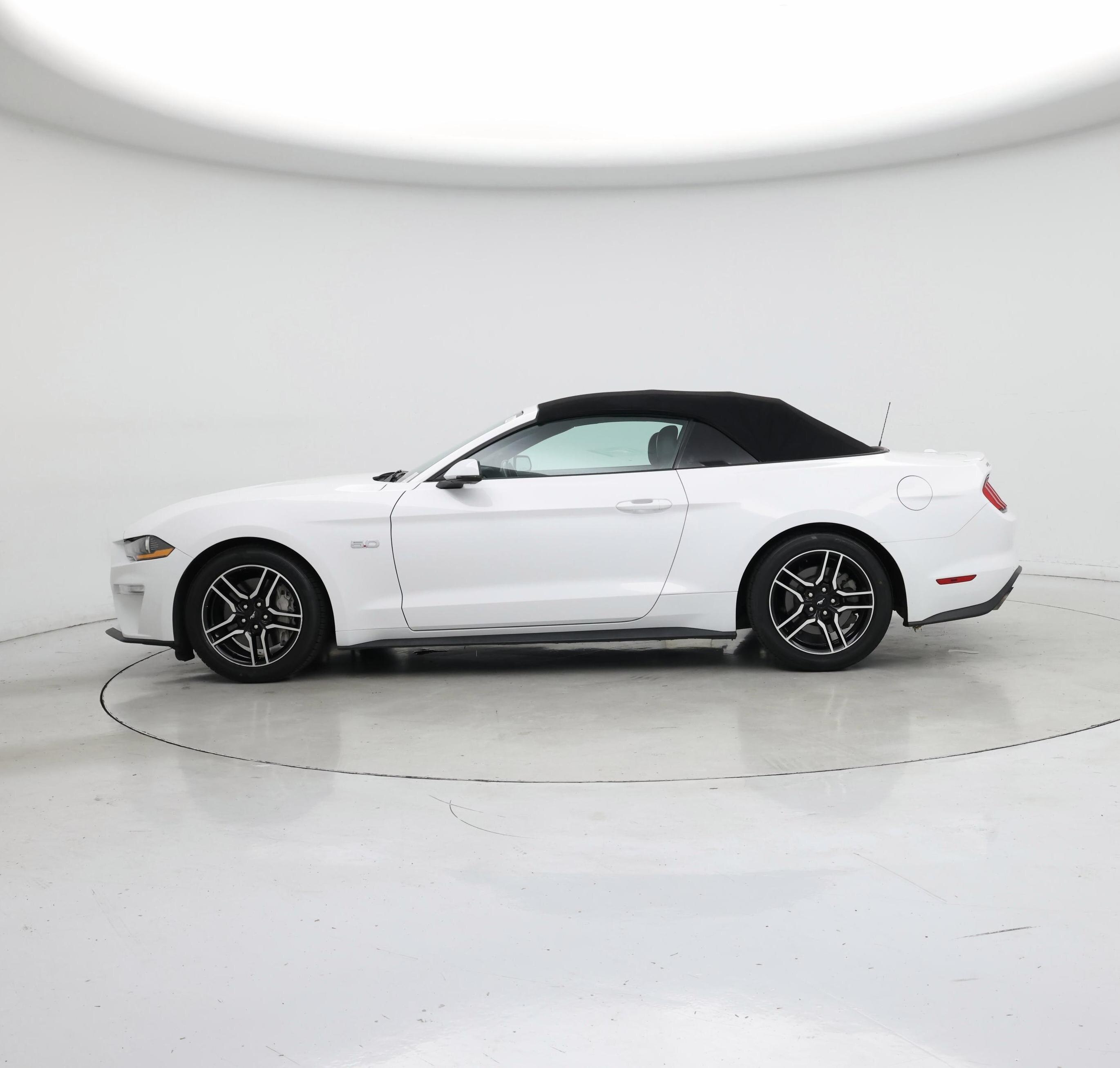 Thumbnail: 2019 Ford Mustang - 3