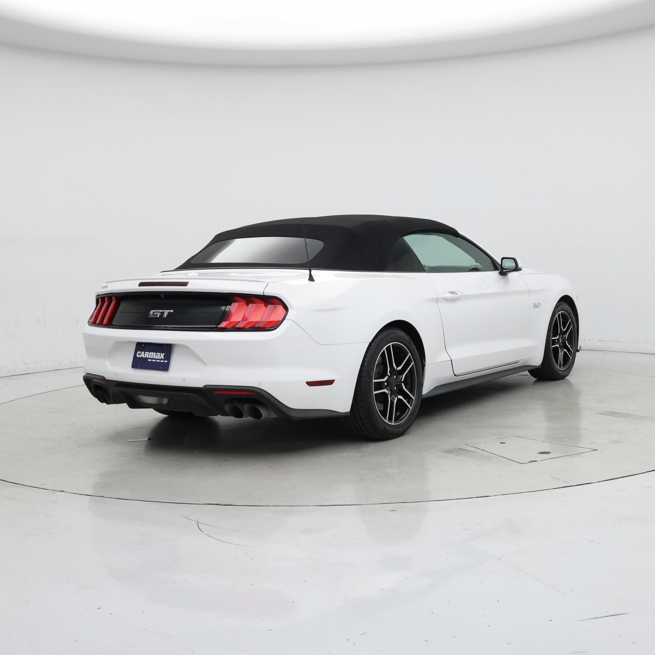 Thumbnail: 2019 Ford Mustang - 8