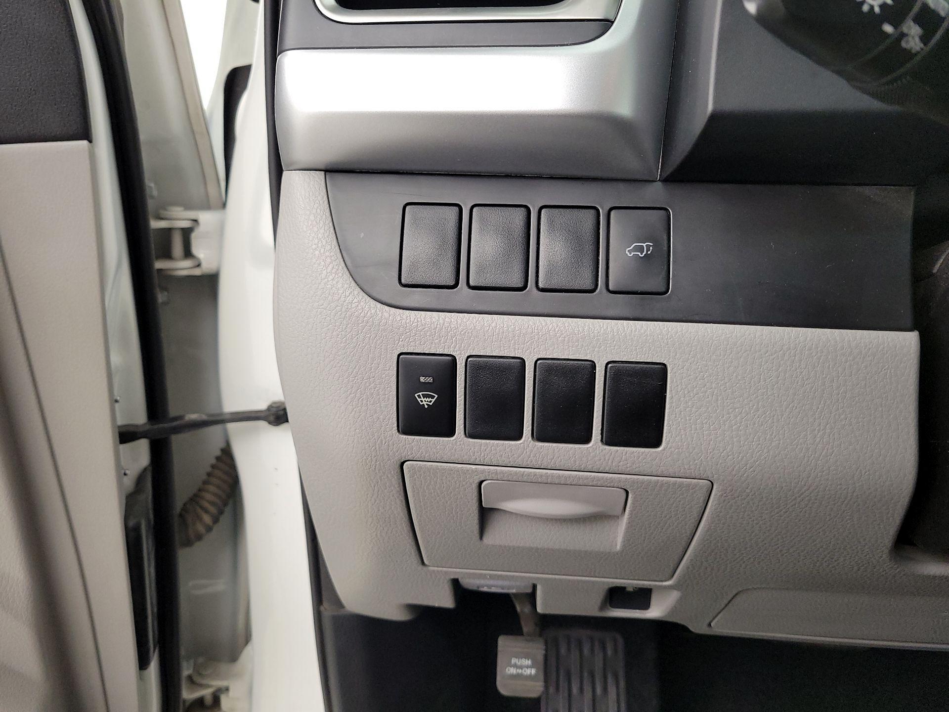 Thumbnail: 2016 Toyota Highlander - 13