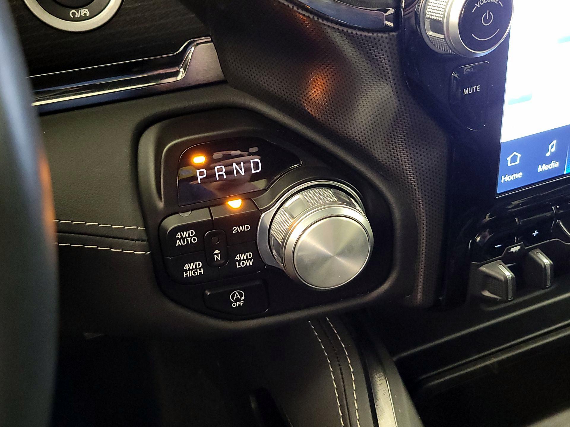 Thumbnail: 2024 RAM 1500 - 18