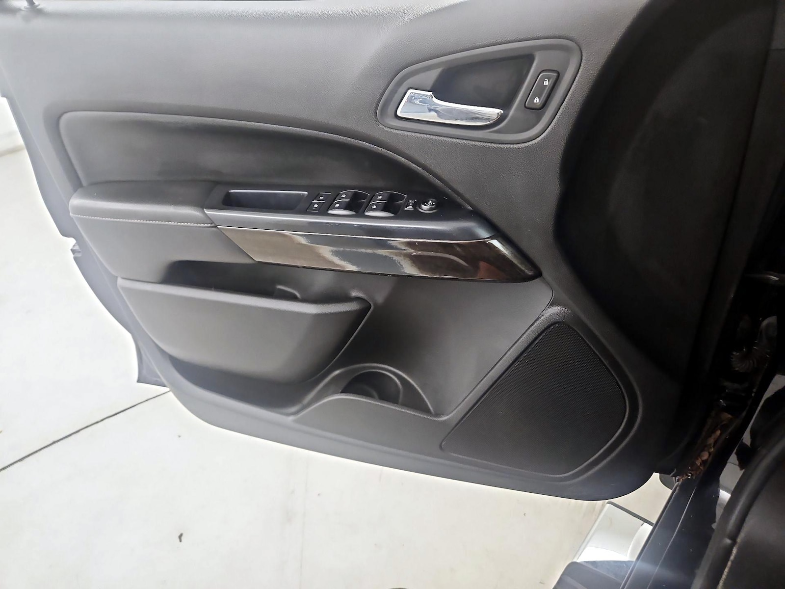 2017 GMC Canyon SLT - Photo 13