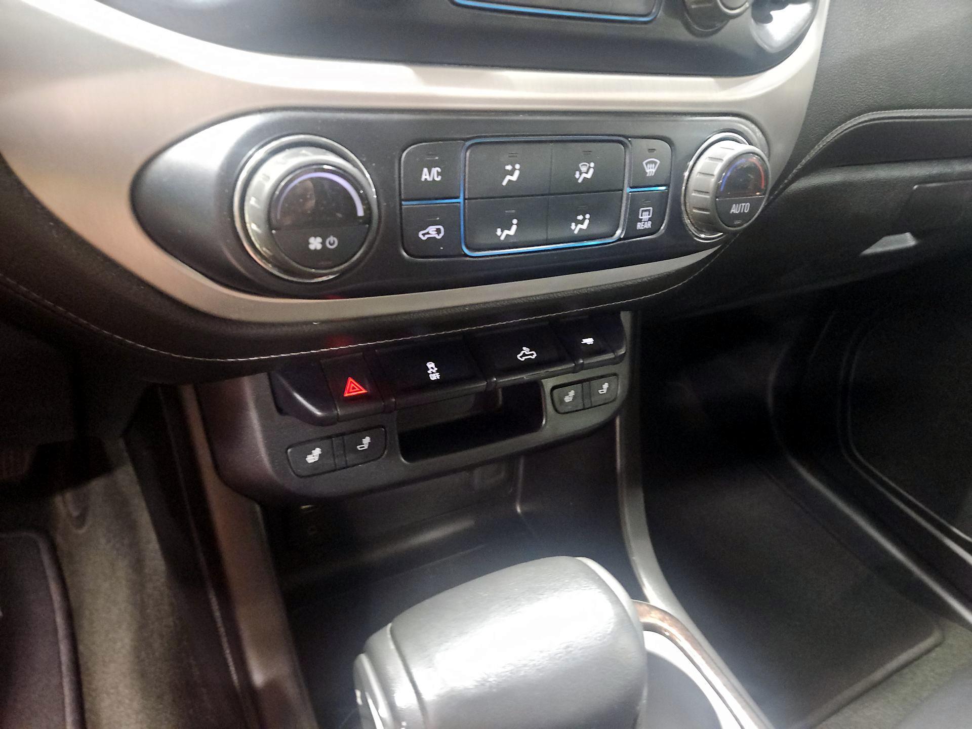Thumbnail: 2017 GMC Canyon - 15