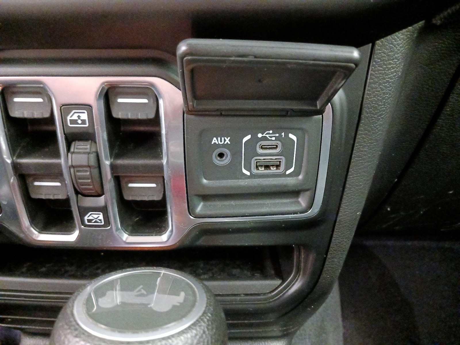 2022 Jeep Wrangler Unlimited Altitude - Photo 19