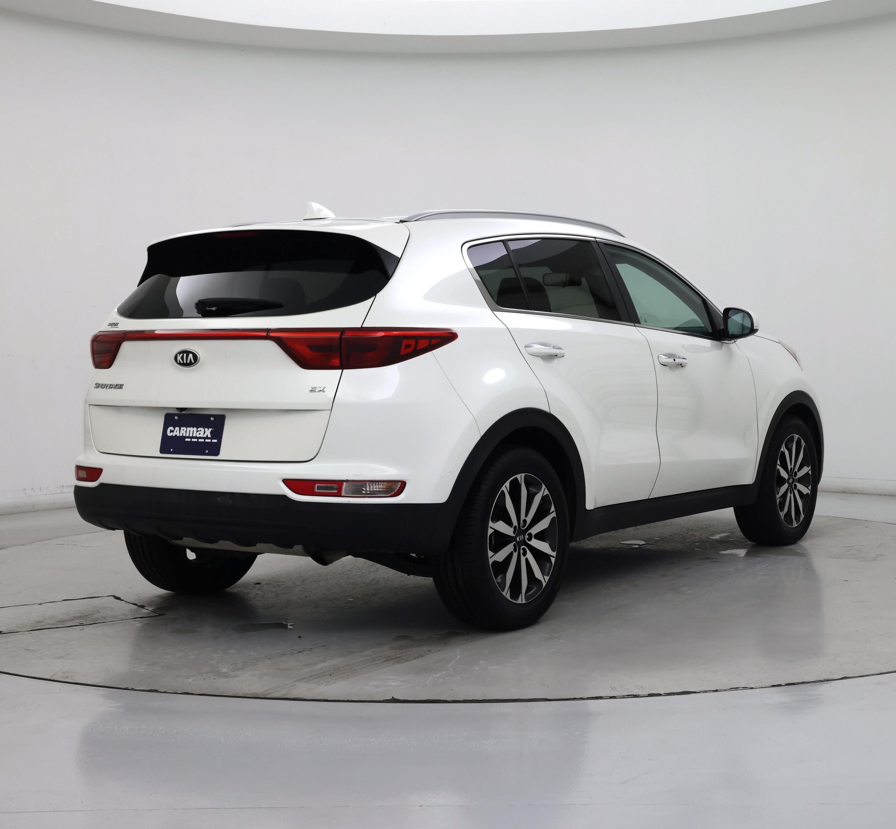 Thumbnail: 2017 Kia Sportage - 8