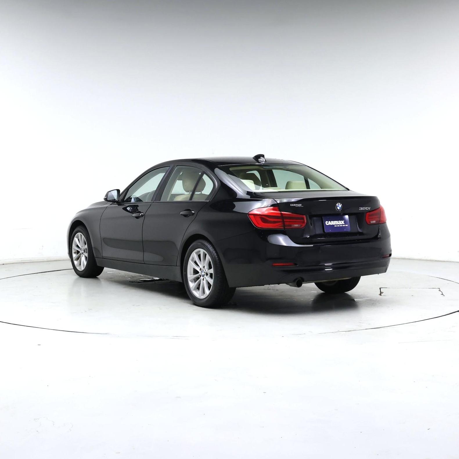 Thumbnail: 2016 BMW 3 Series - 2