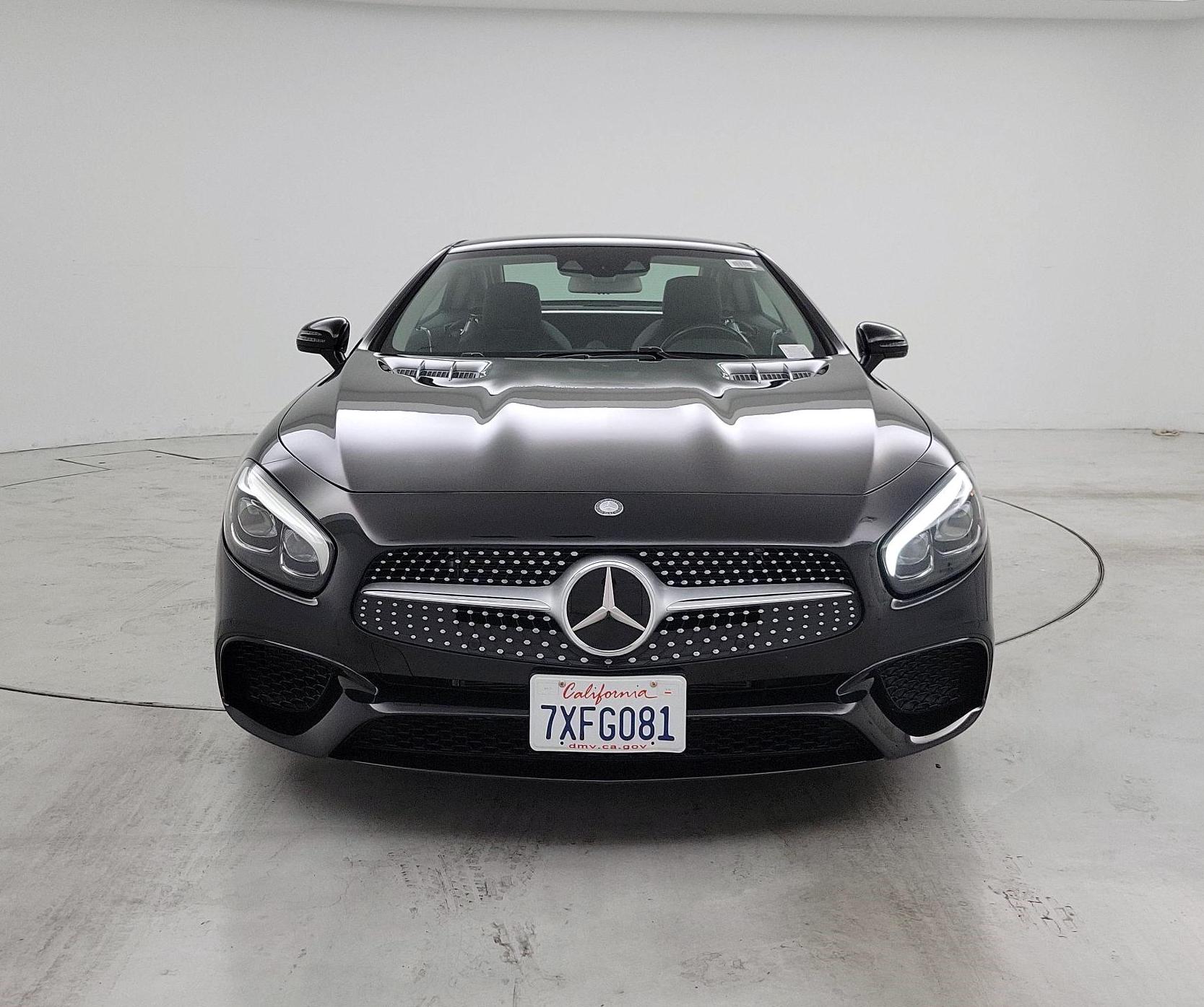 Thumbnail: 2017 Mercedes-Benz SL-Class - 2