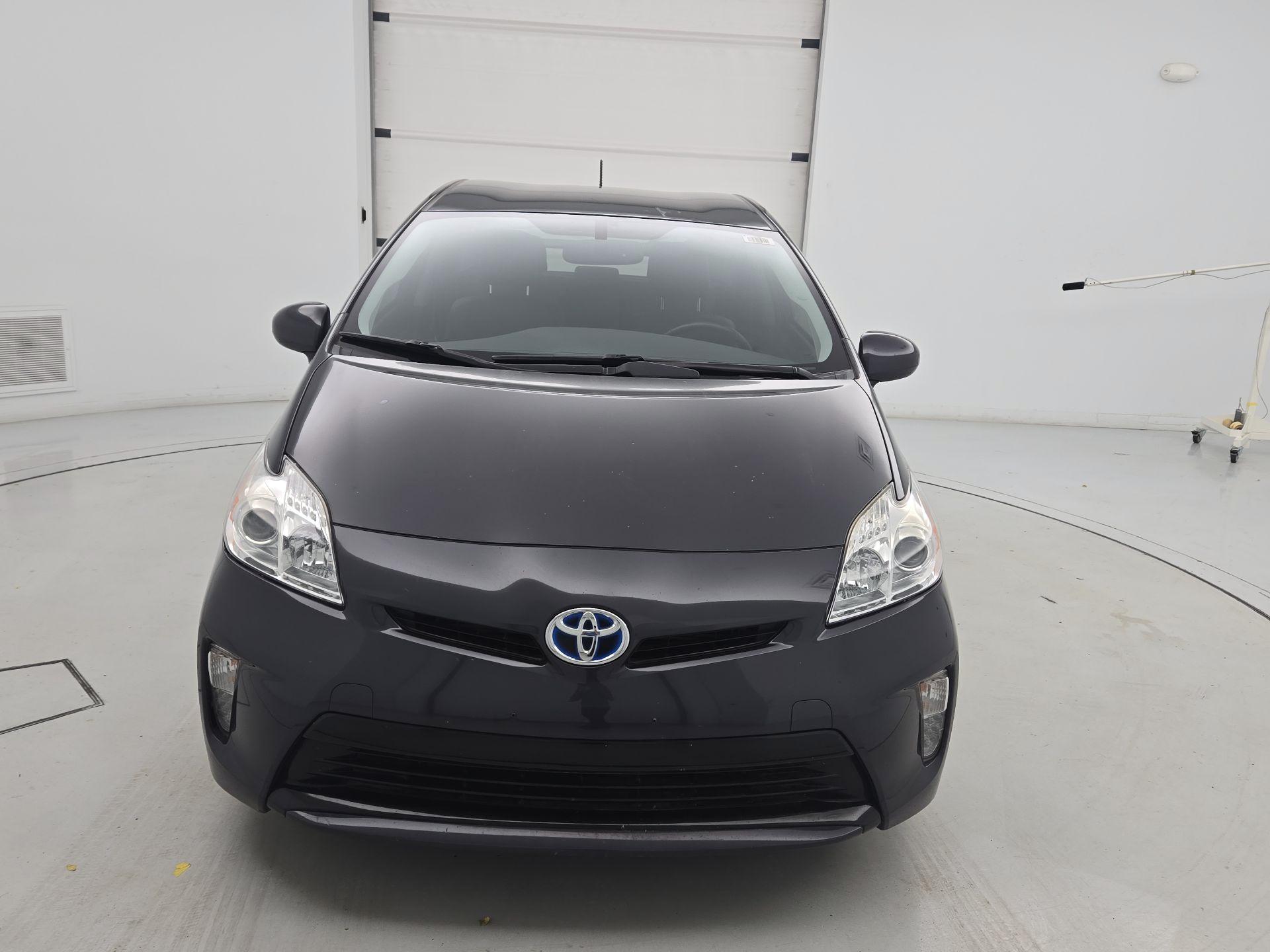 Thumbnail: 2014 Toyota Prius - 2