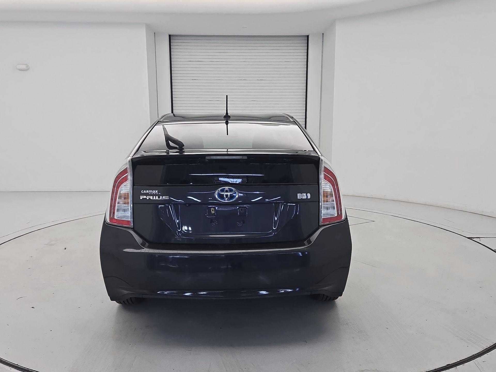 Thumbnail: 2014 Toyota Prius - 6