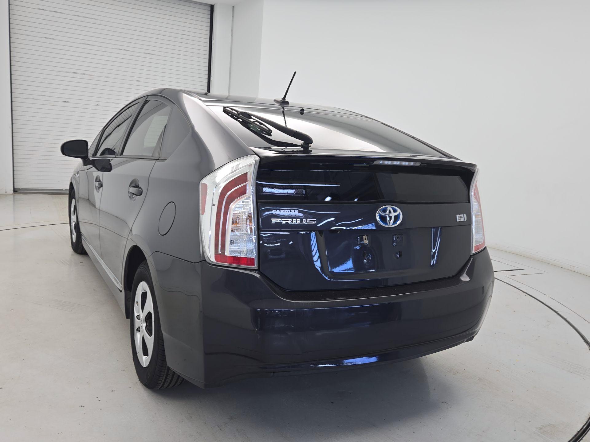 Thumbnail: 2014 Toyota Prius - 7
