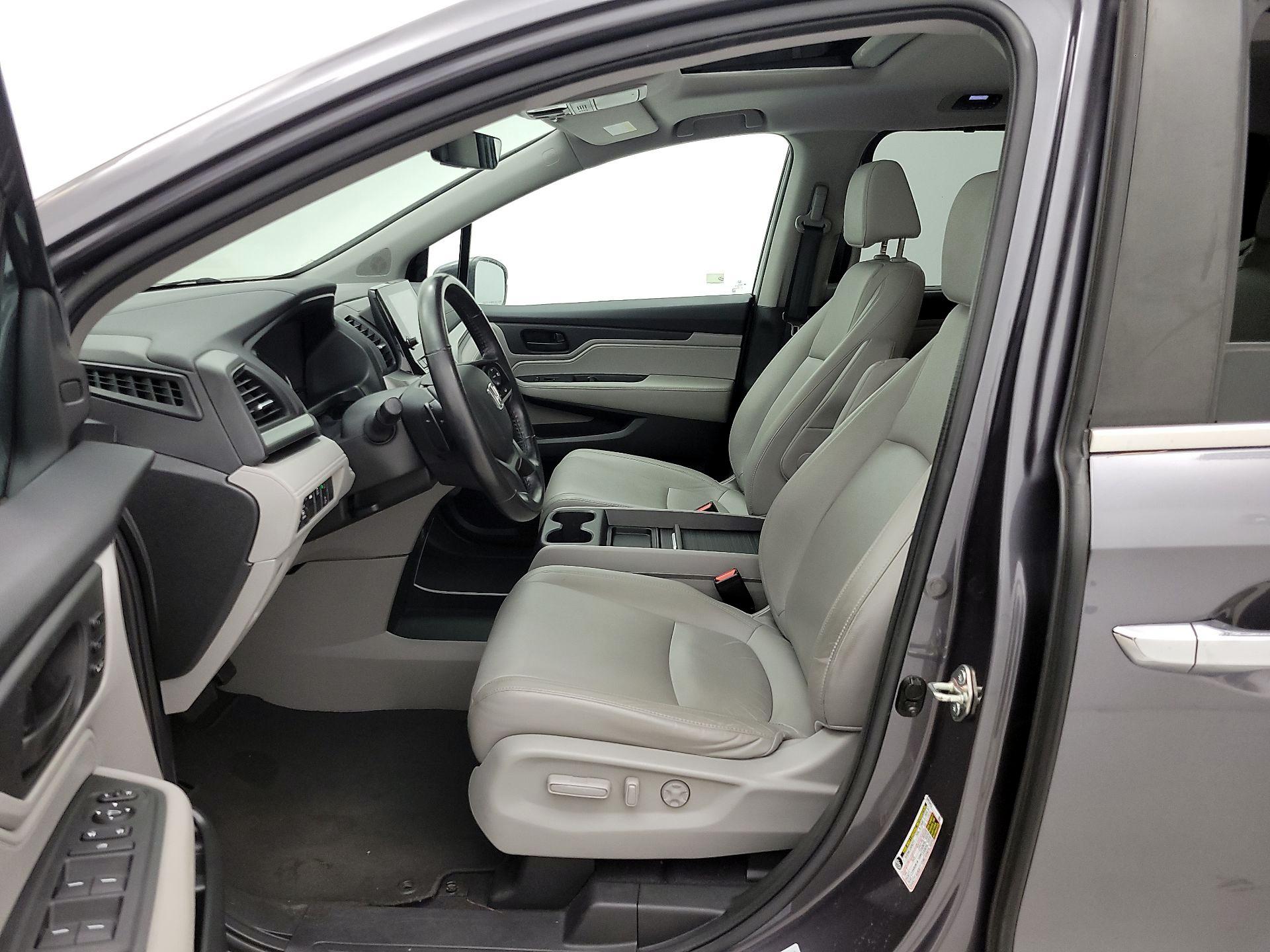 Thumbnail: 2019 Honda Odyssey - 11