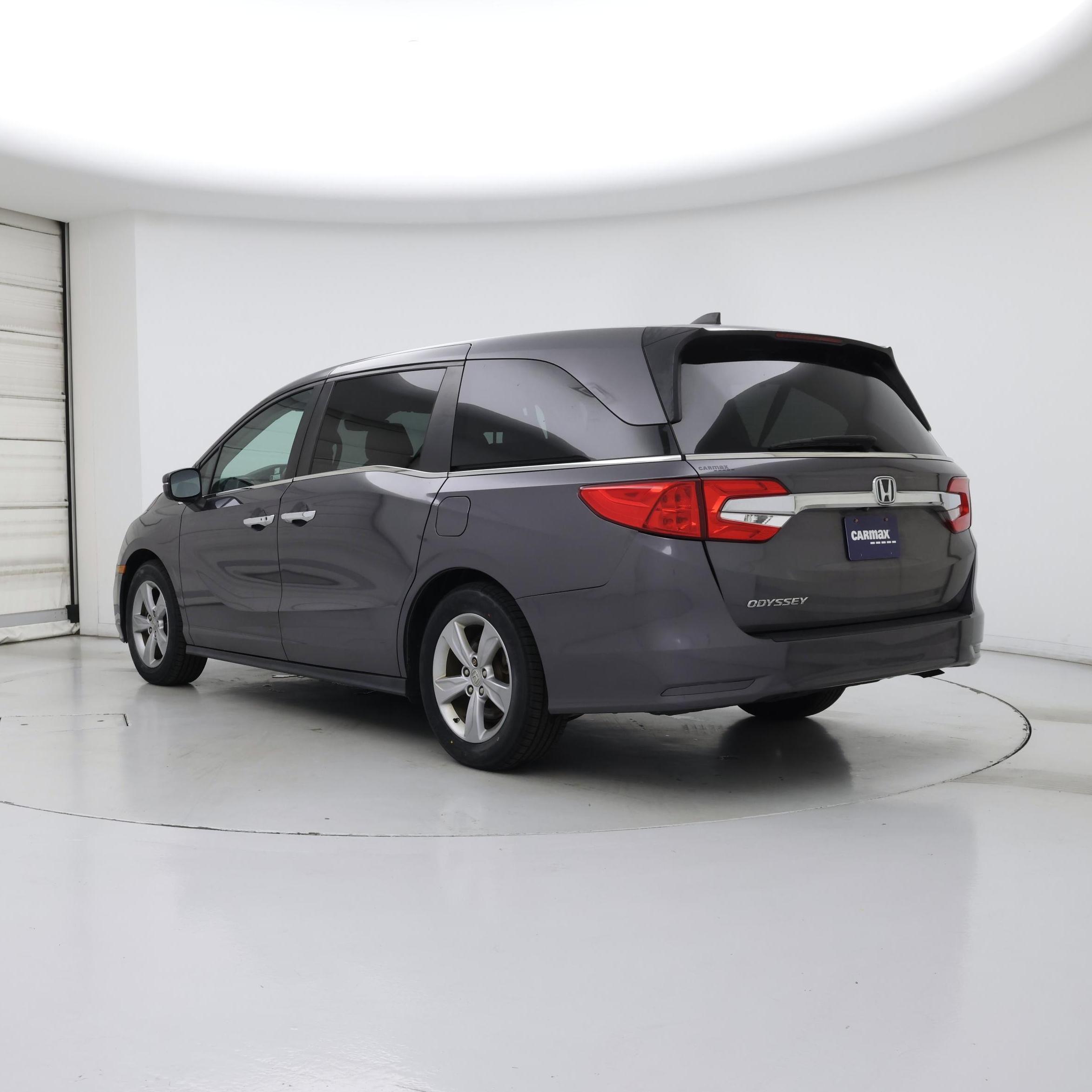 Thumbnail: 2019 Honda Odyssey - 2