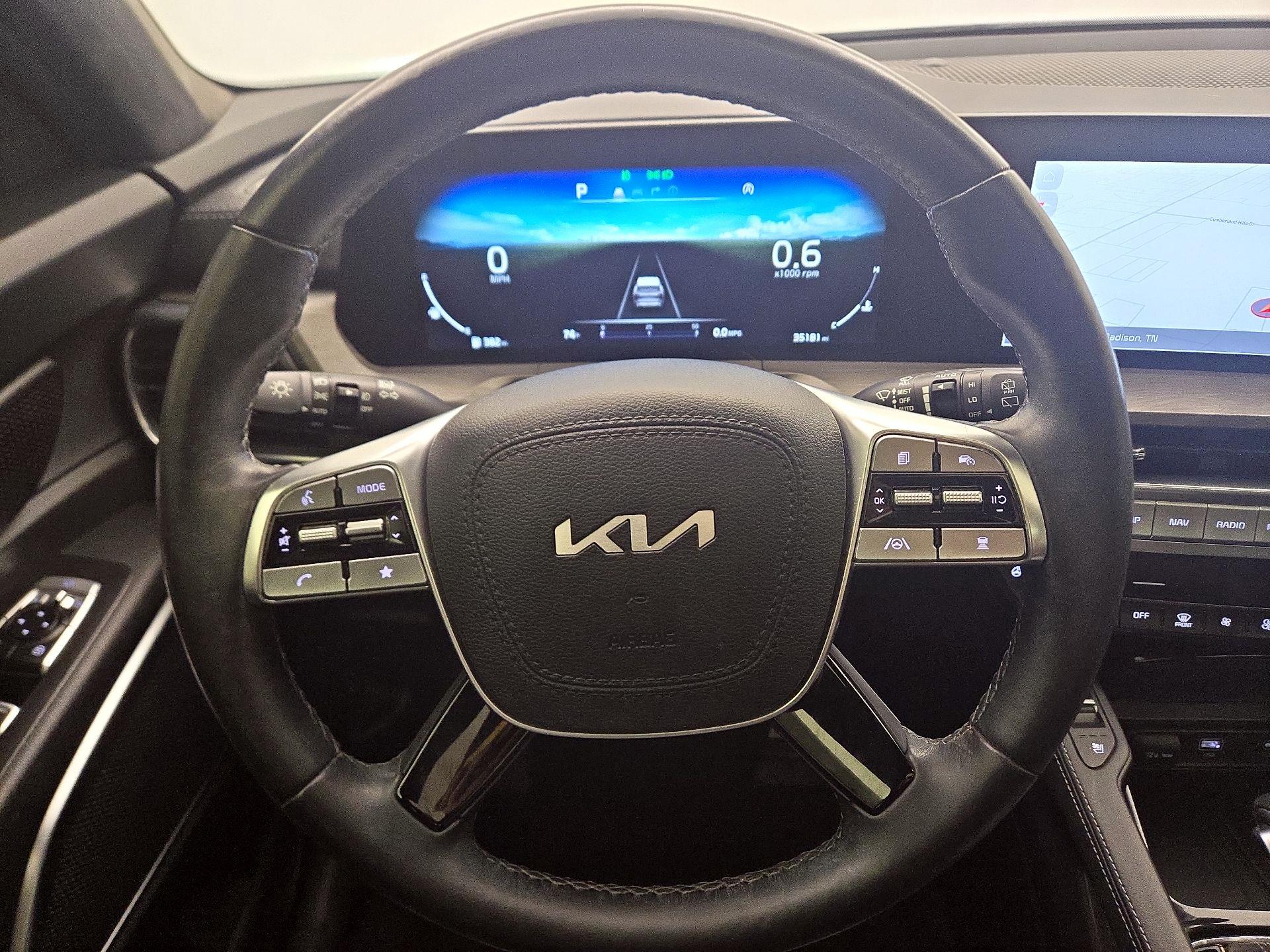Thumbnail: 2024 Kia Telluride - 10