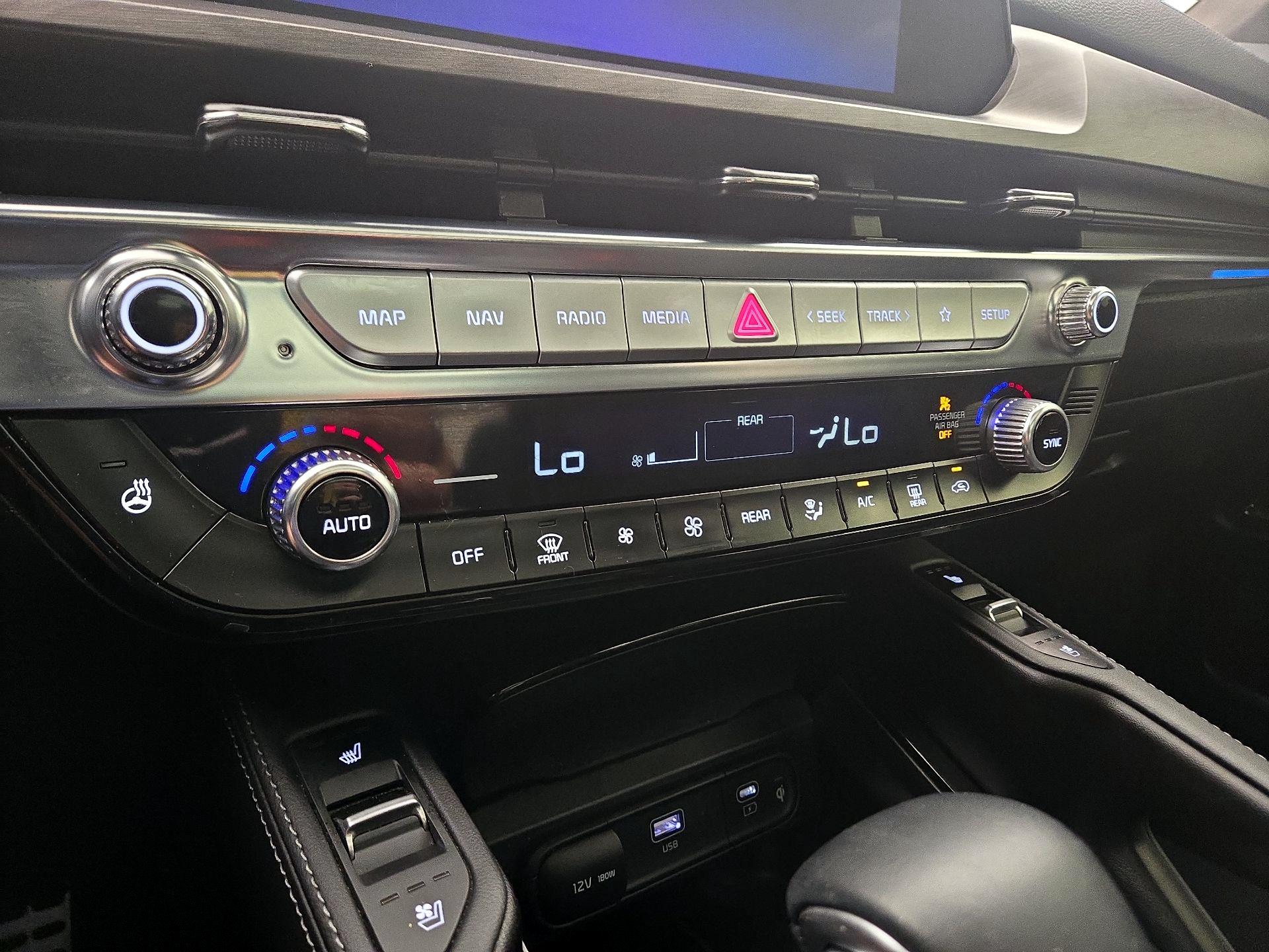 Thumbnail: 2024 Kia Telluride - 17