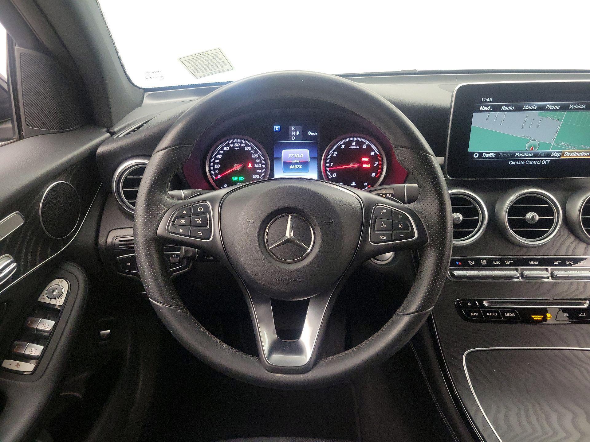 Thumbnail: 2018 Mercedes-Benz GLC - 10