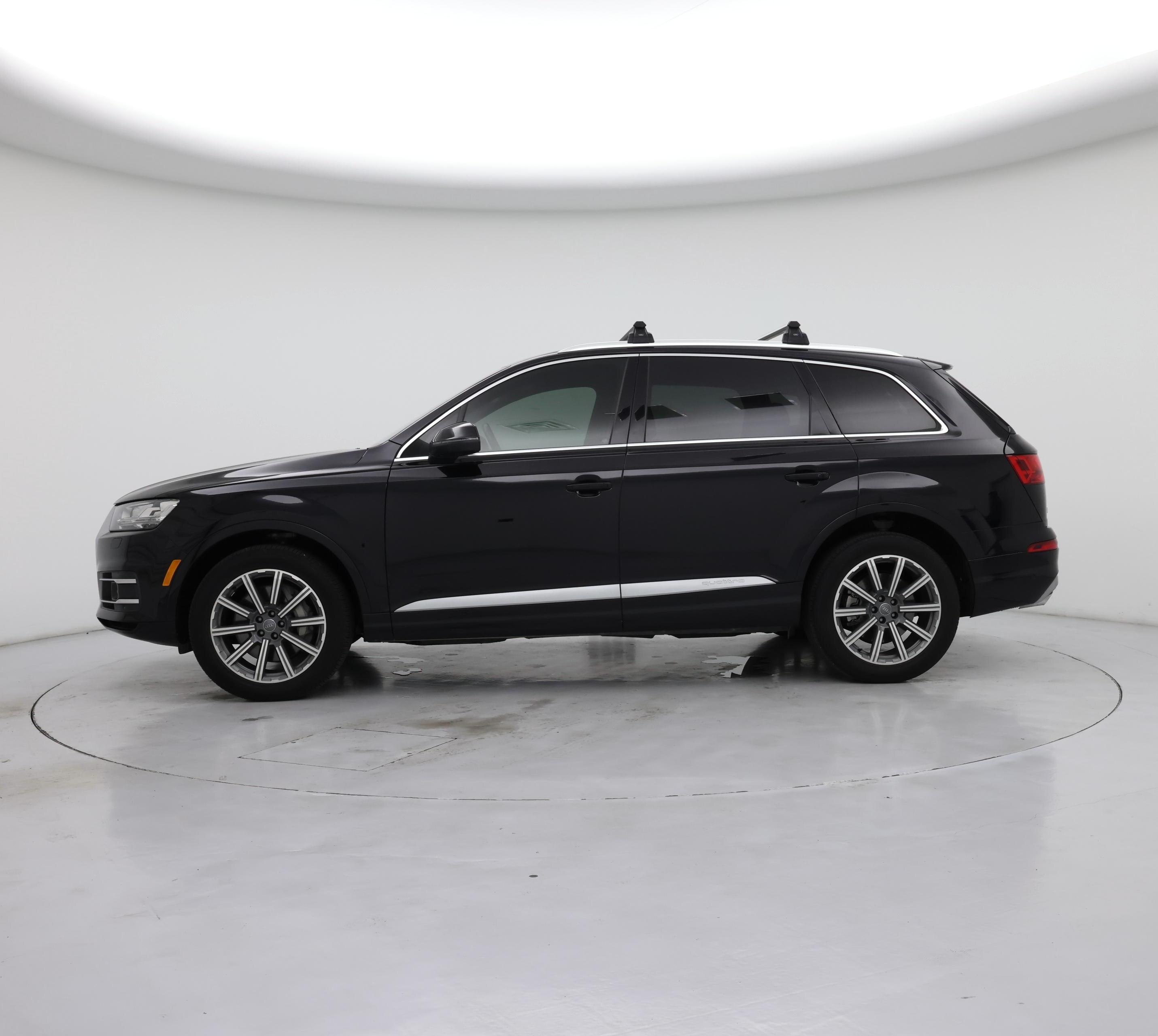 Thumbnail: 2019 Audi Q7 - 3