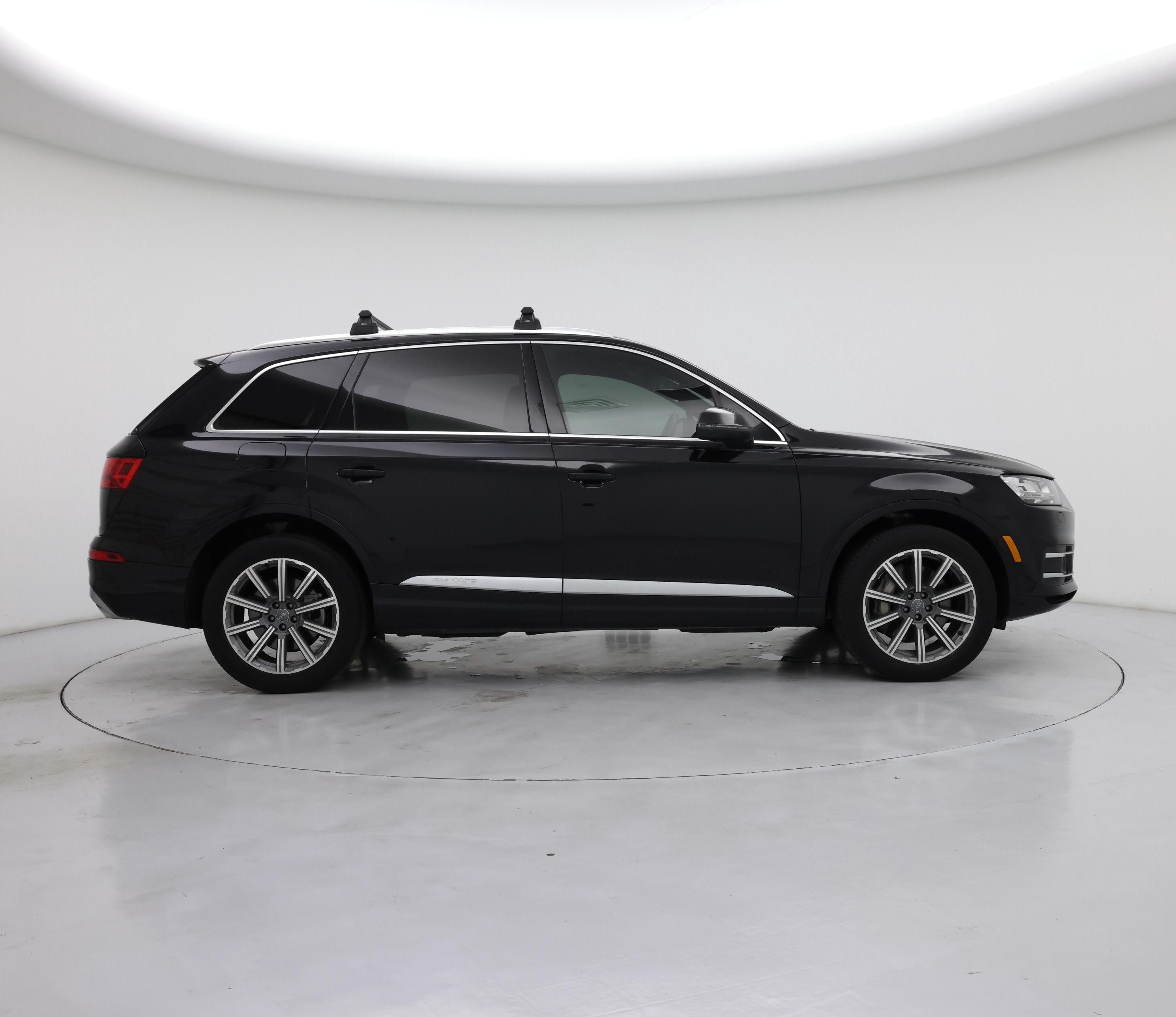 Thumbnail: 2019 Audi Q7 - 7
