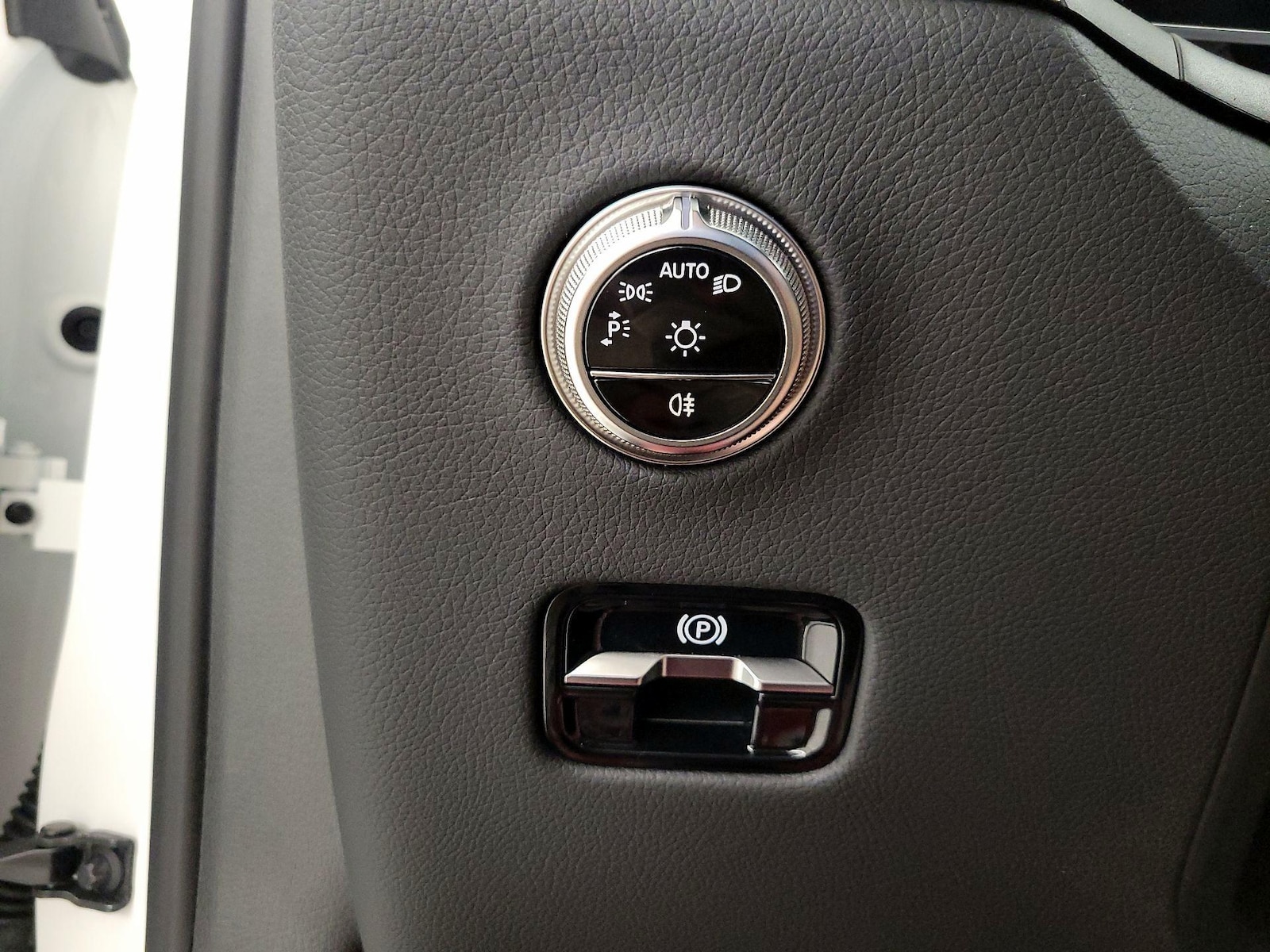 2026 Mercedes-Benz GLC Base - Photo 14