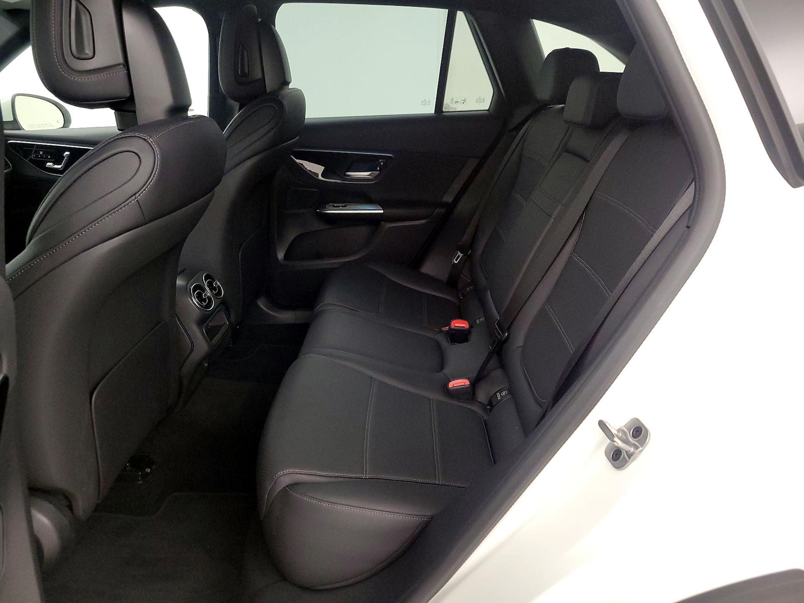 2026 Mercedes-Benz GLC Base - Photo 20