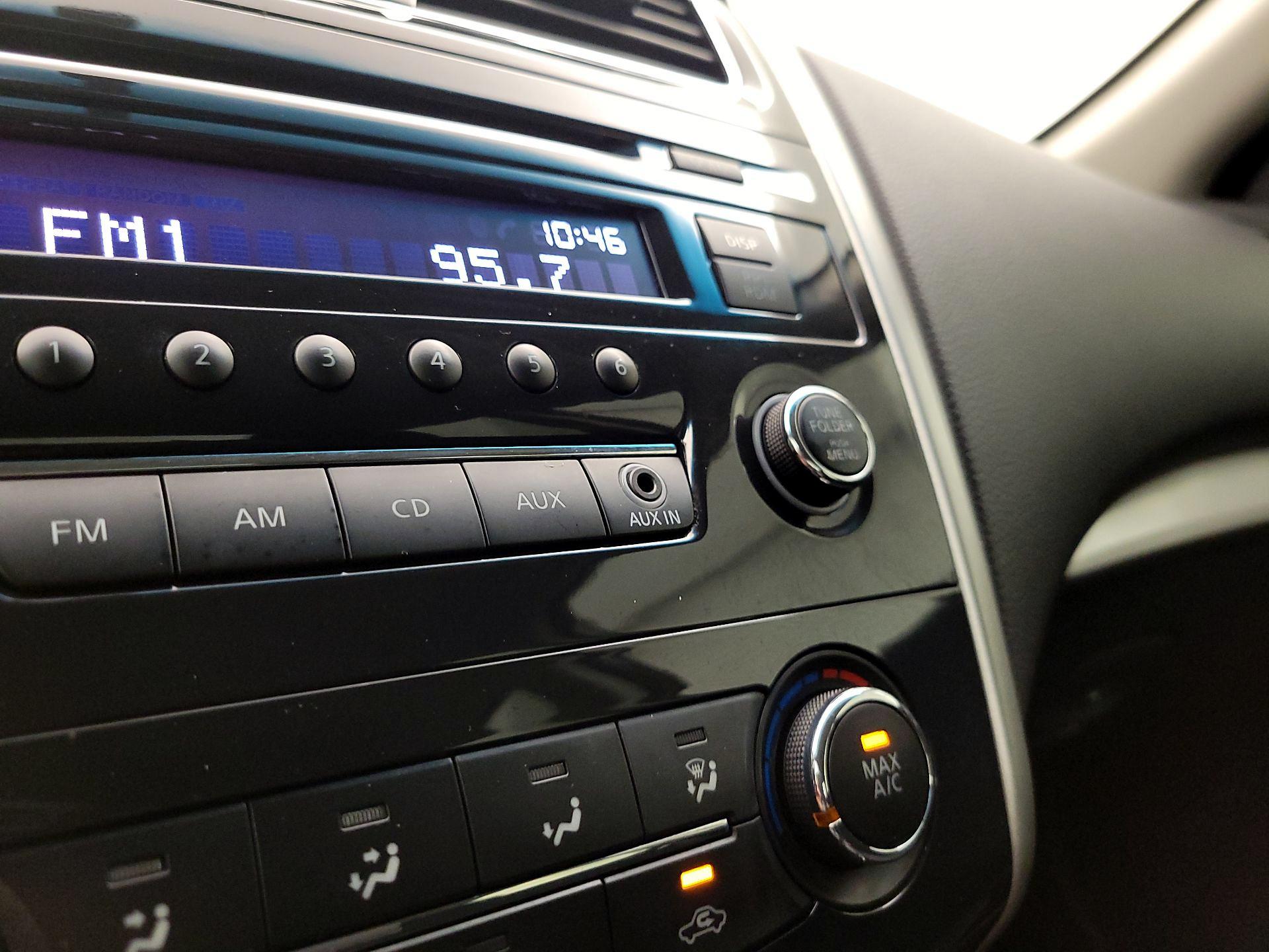Thumbnail: 2014 Nissan Altima - 17