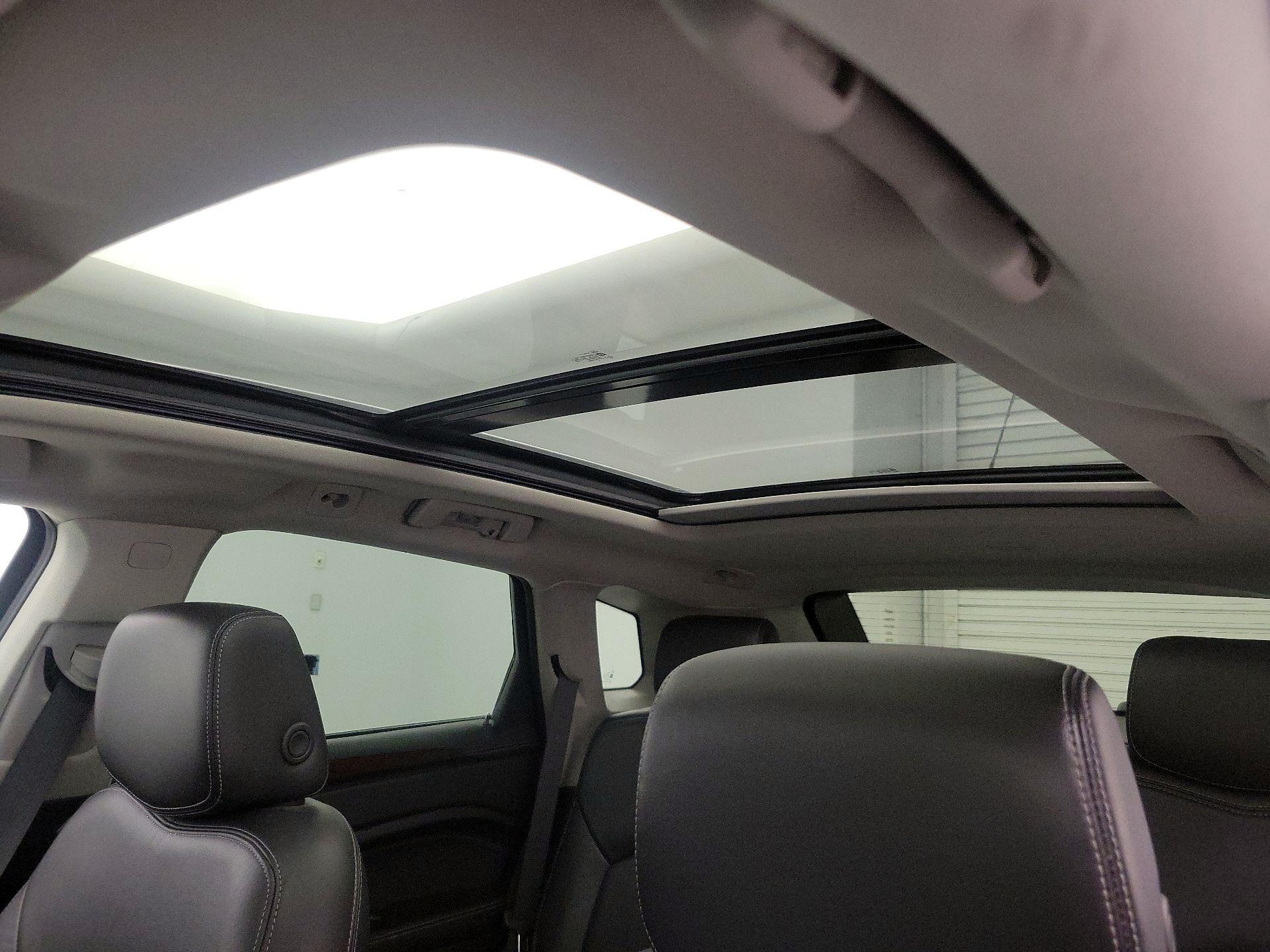 Thumbnail: 2015 Cadillac SRX - 19
