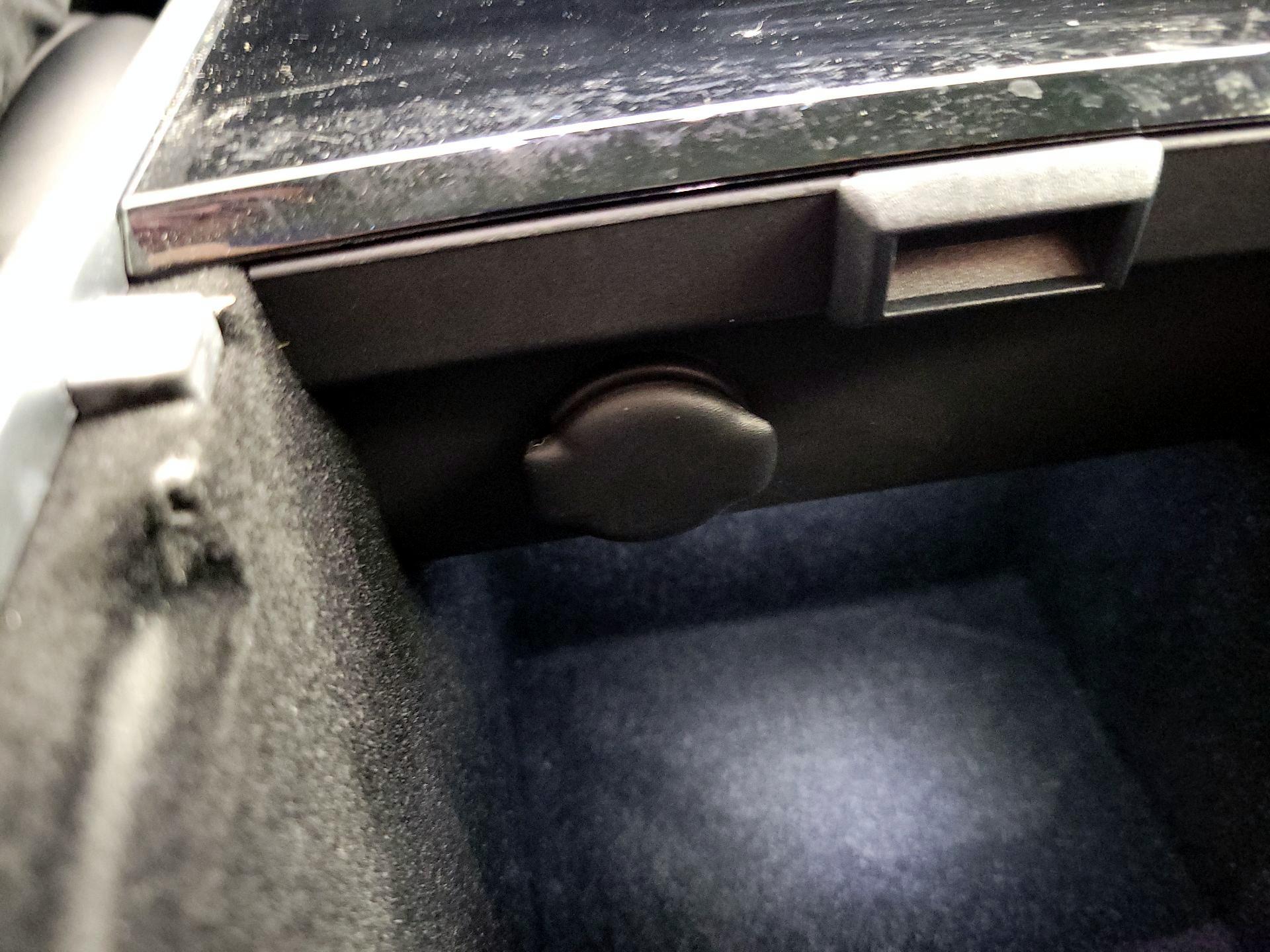 Thumbnail: 2020 Tesla Model 3 - 18