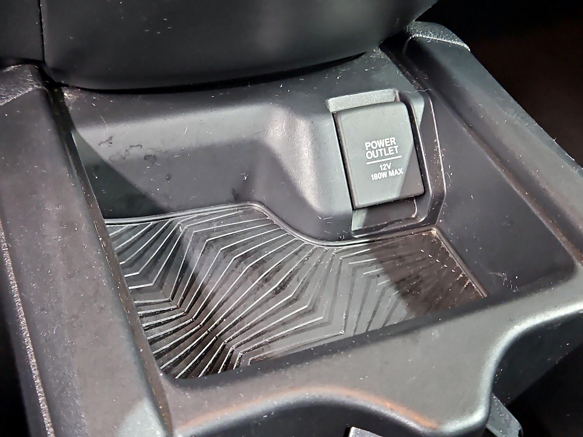 Thumbnail: 2017 Honda CR-V - 18