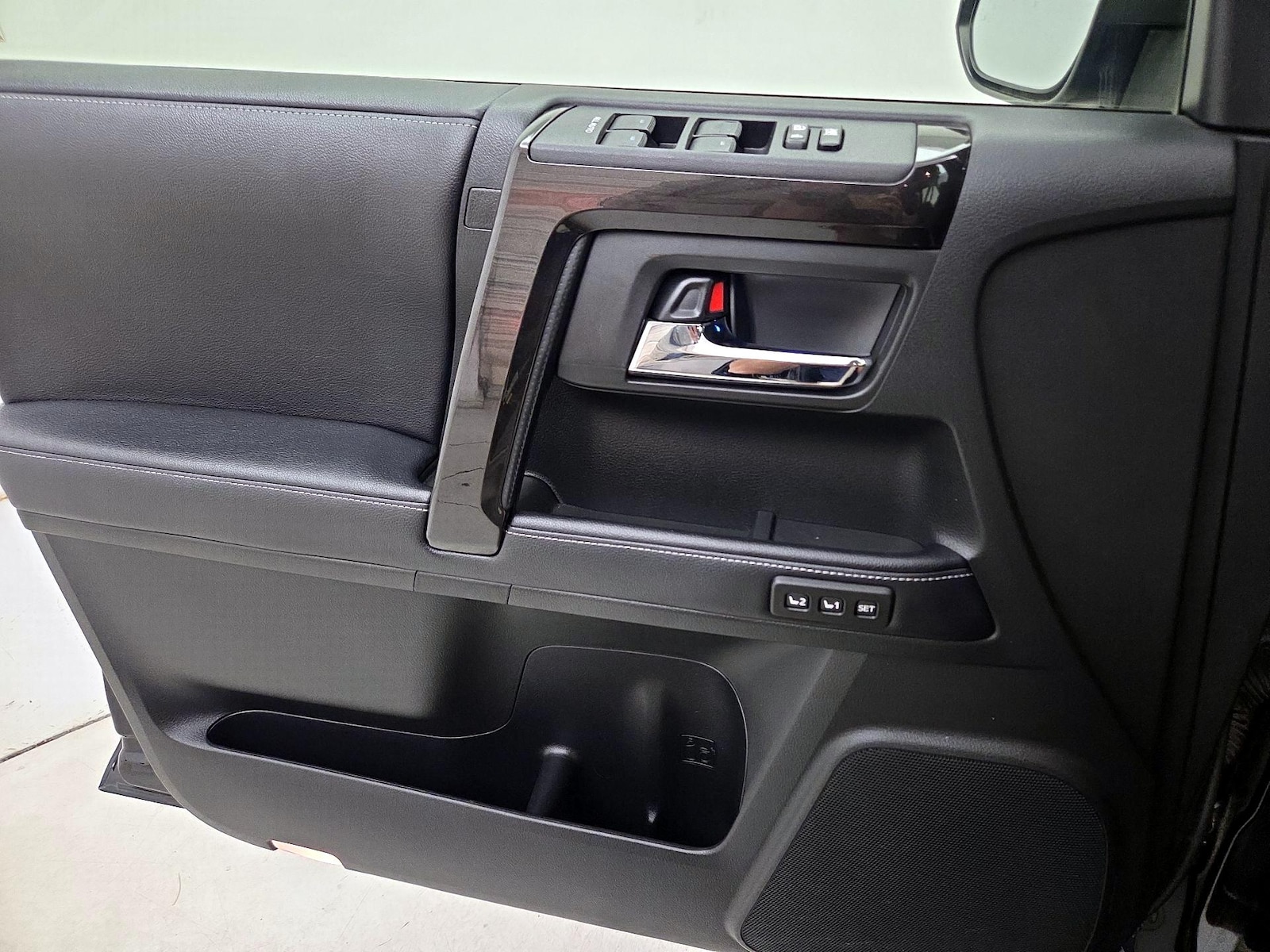2019 Toyota 4Runner Night Shade - Photo 13