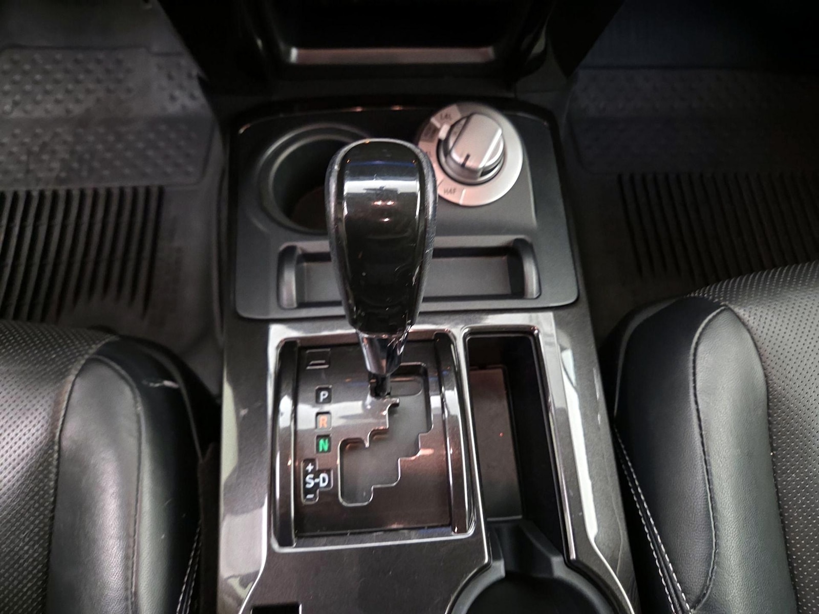 2019 Toyota 4Runner Night Shade - Photo 19