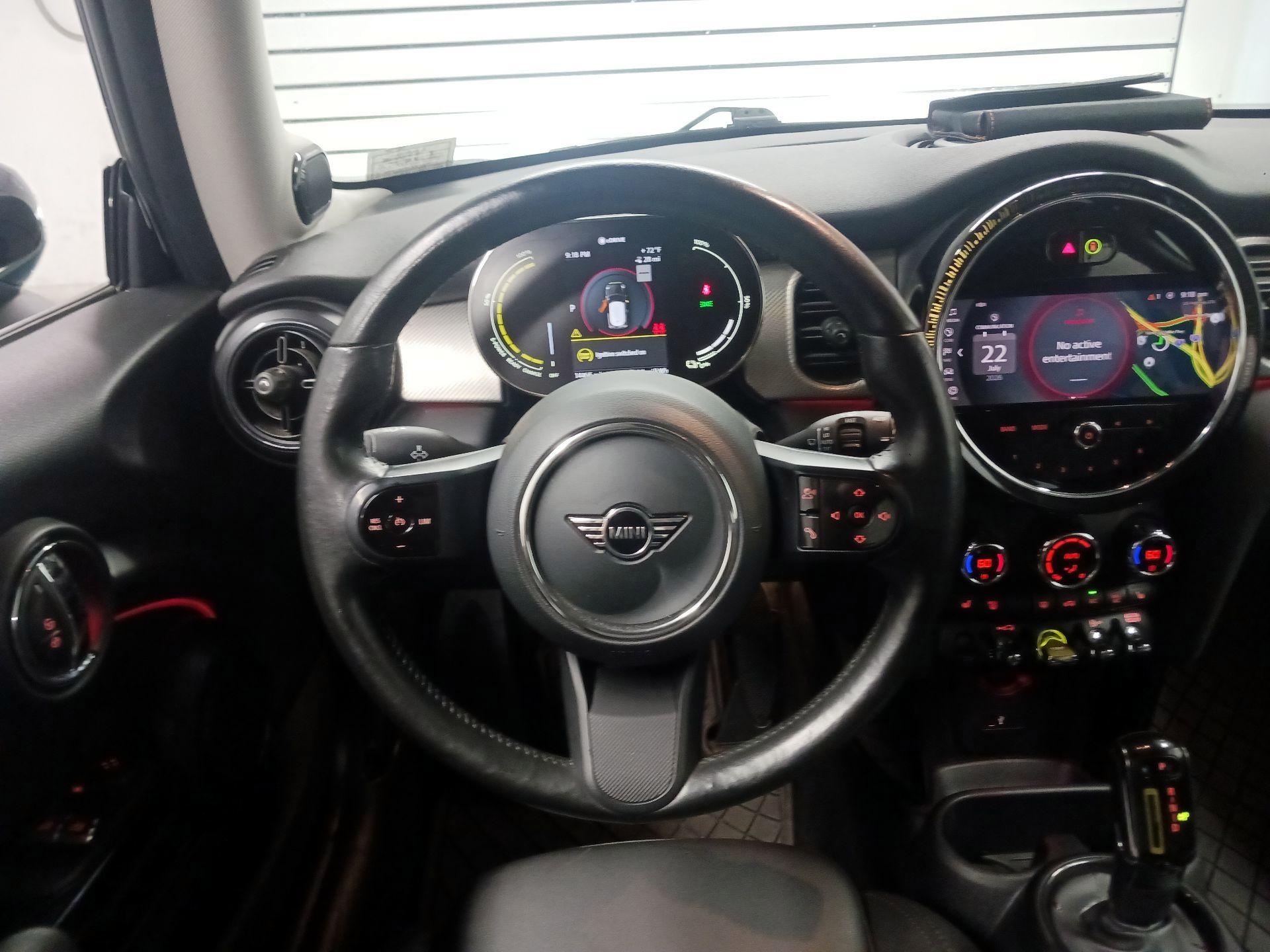 Thumbnail: 2024 MINI Cooper Hardtop - 10