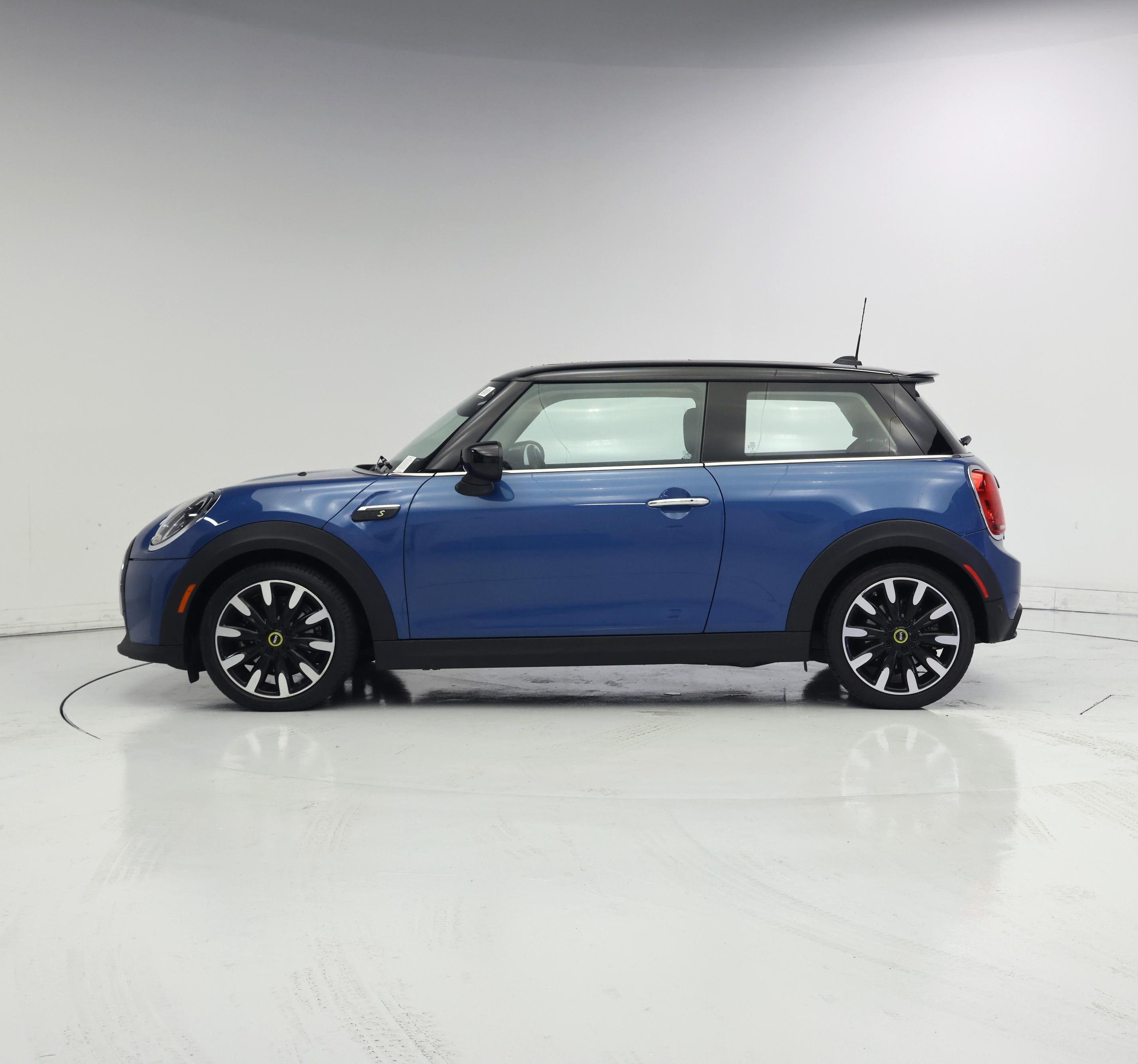 Thumbnail: 2024 MINI Cooper Hardtop - 3
