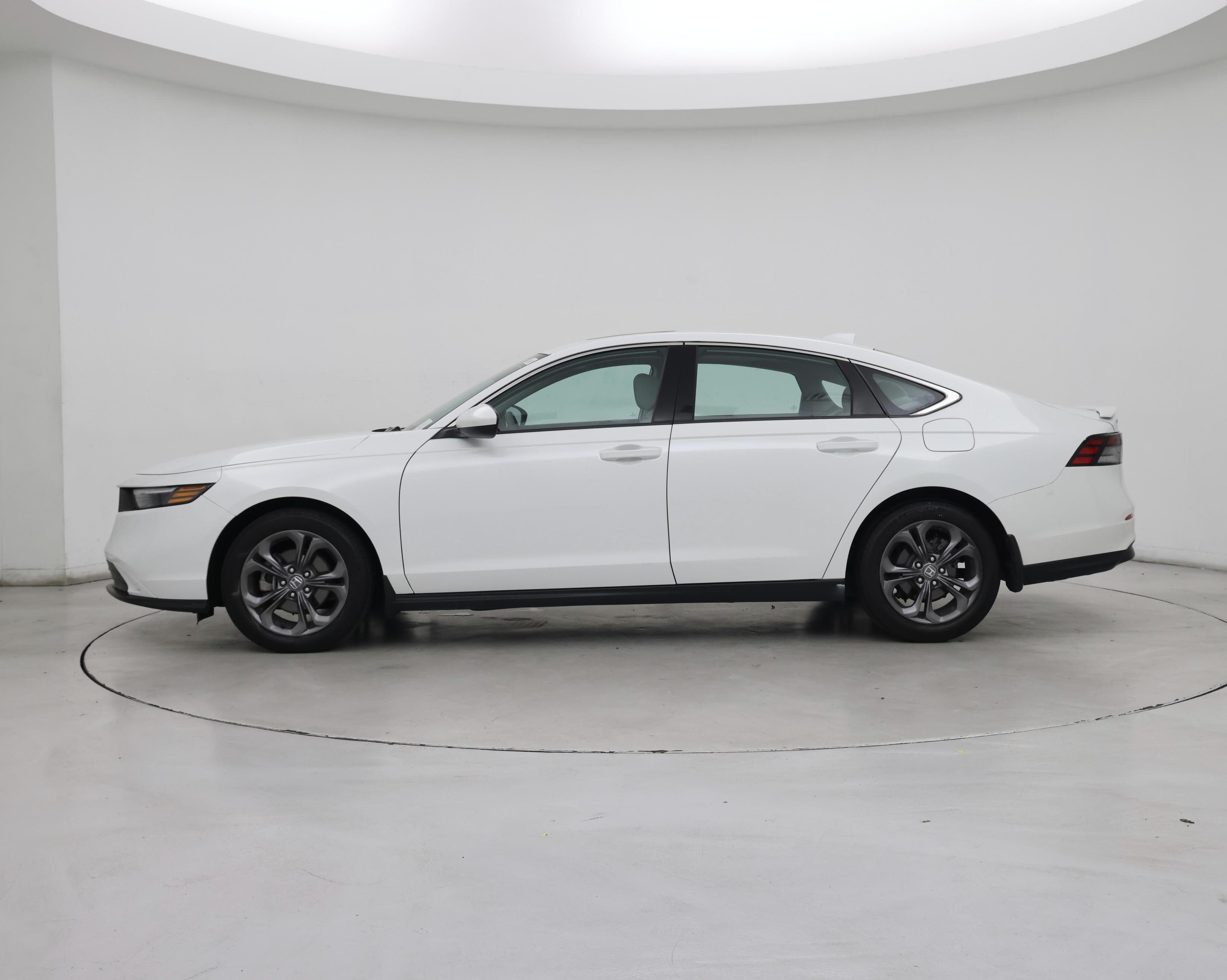 Thumbnail: 2023 Honda Accord - 3