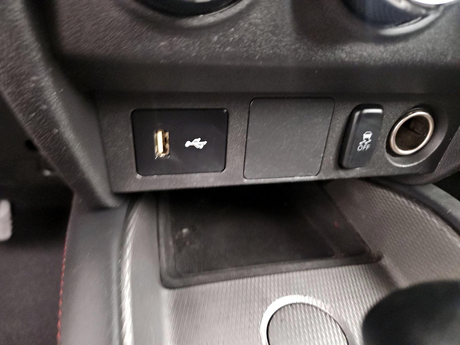 2019 Mitsubishi Outlander Sport ES - Photo 19