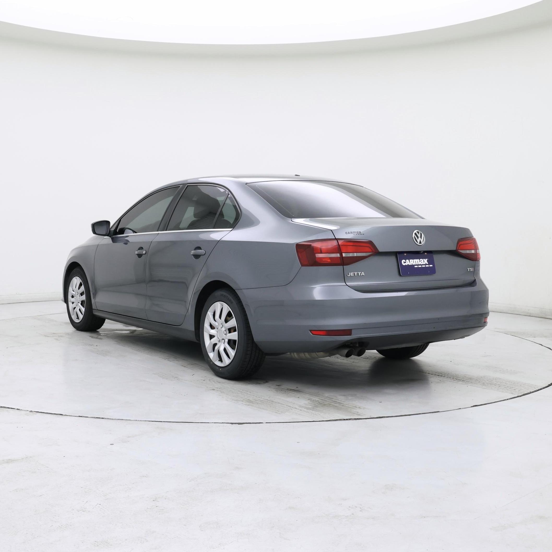 Thumbnail: 2017 Volkswagen Jetta - 2