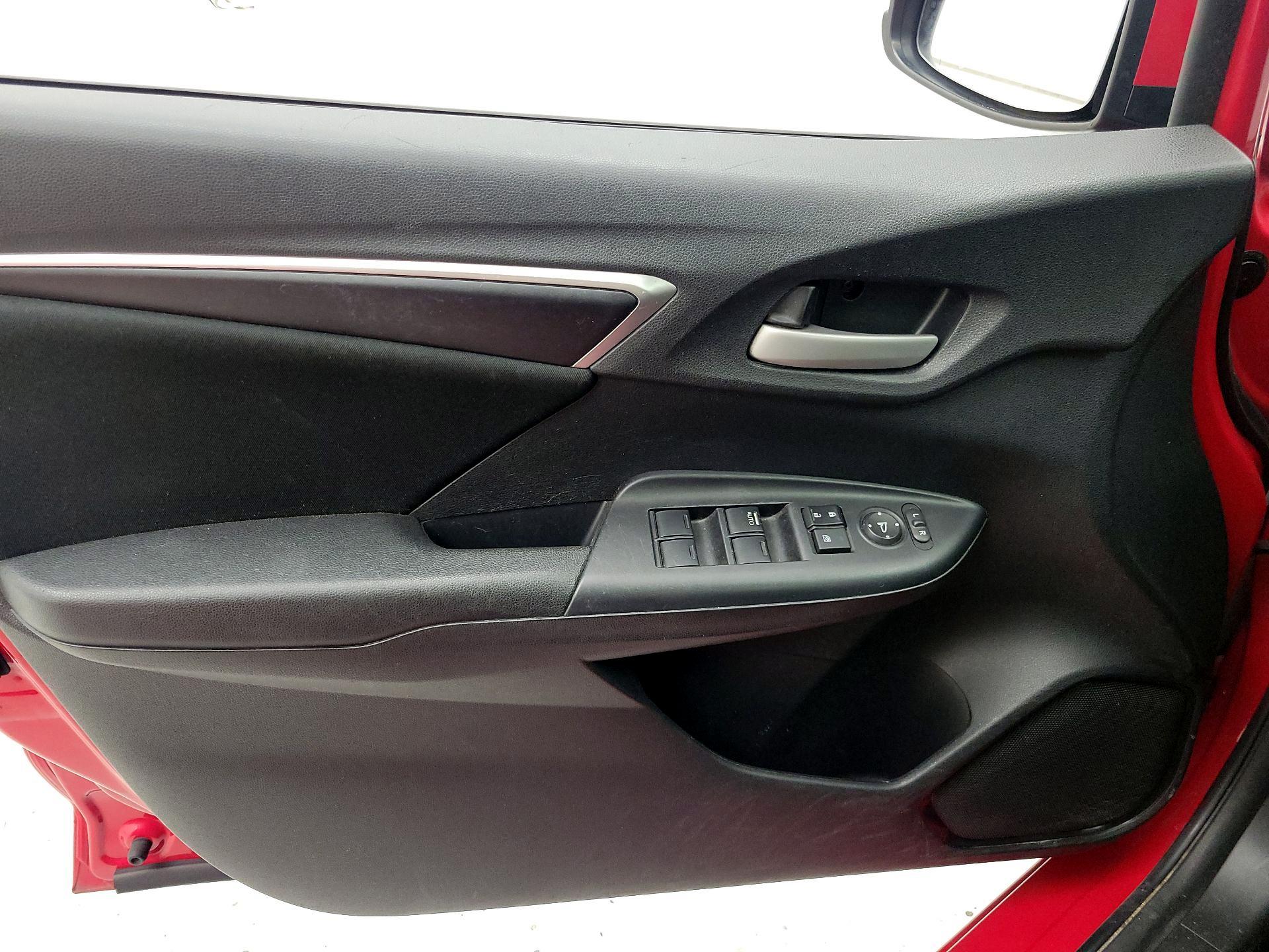 Thumbnail: 2015 Honda Fit - 12
