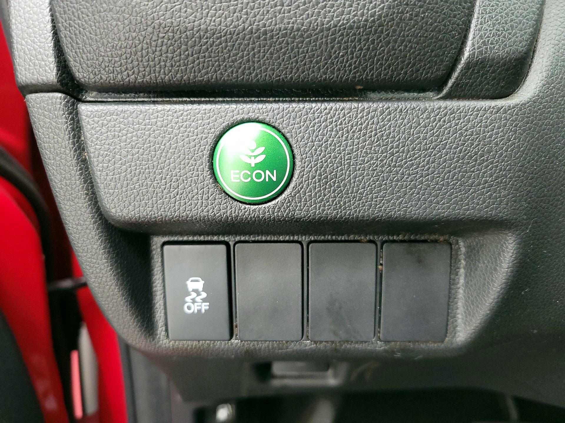 Thumbnail: 2015 Honda Fit - 13