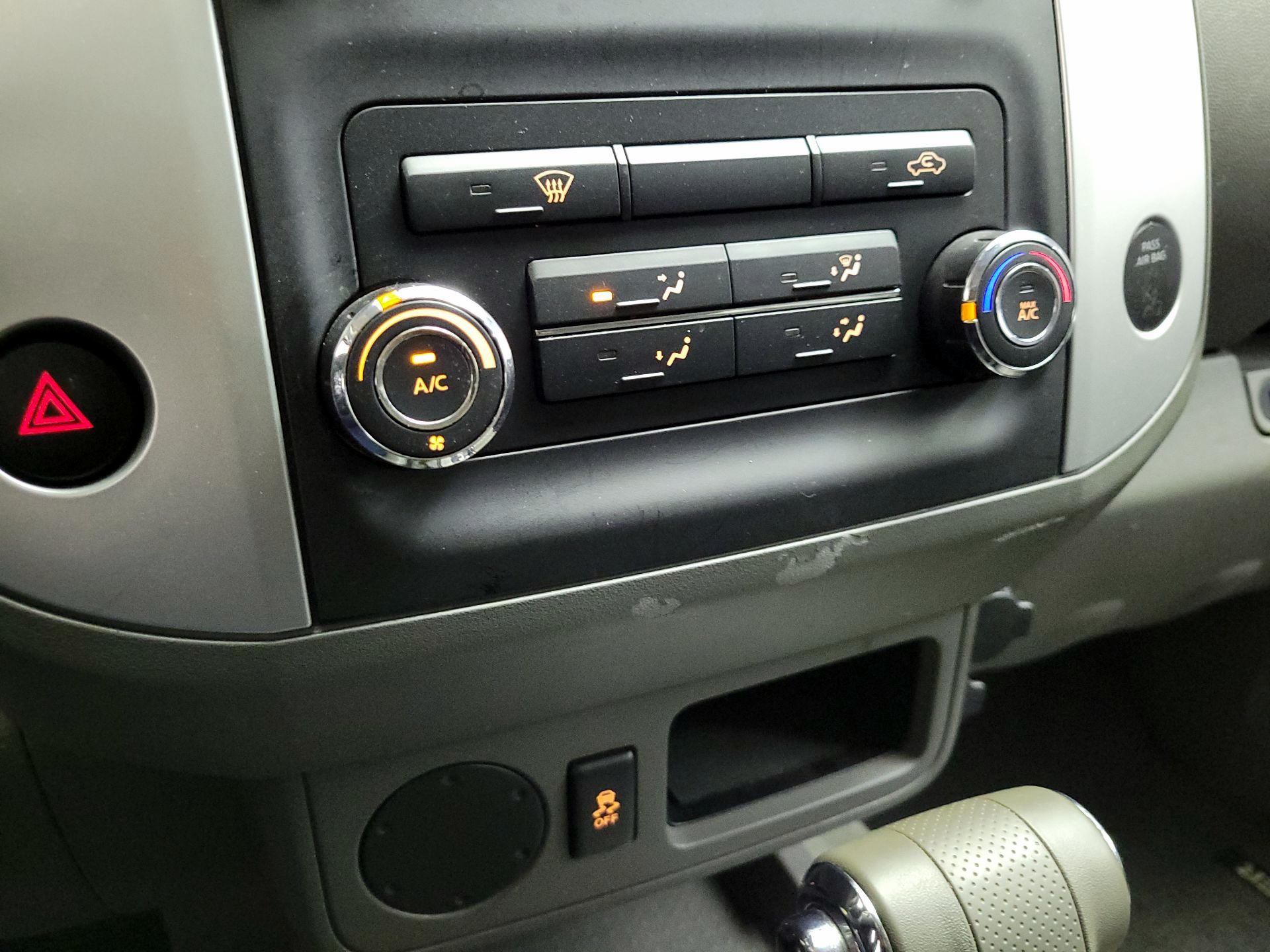 Thumbnail: 2015 Nissan Frontier - 15