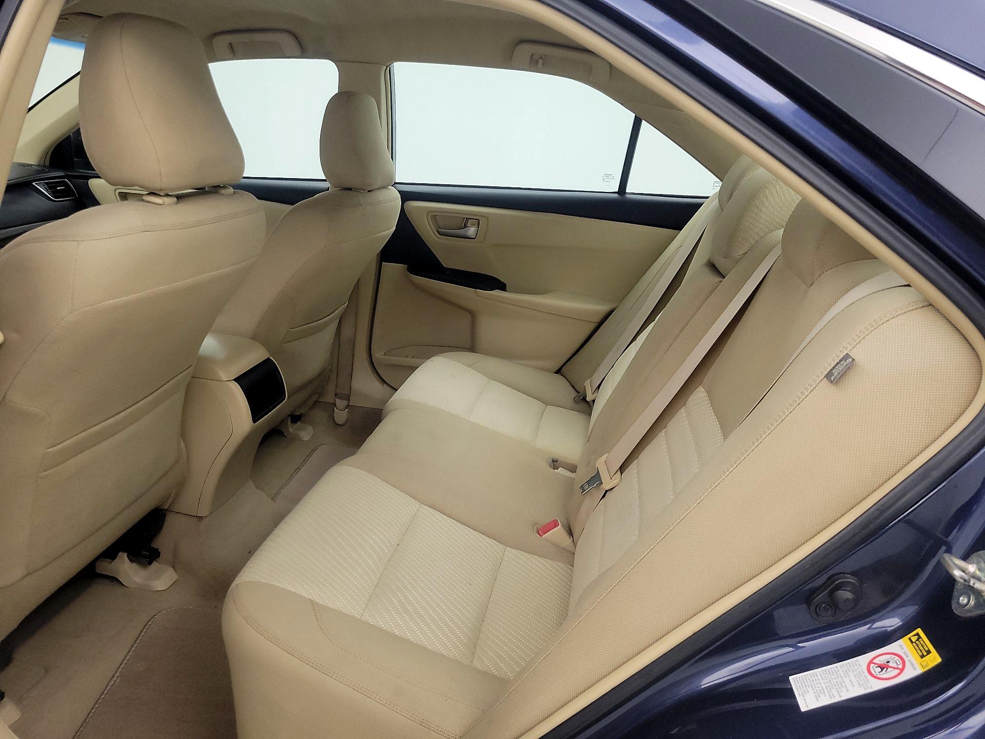Thumbnail: 2015 Toyota Camry - 19