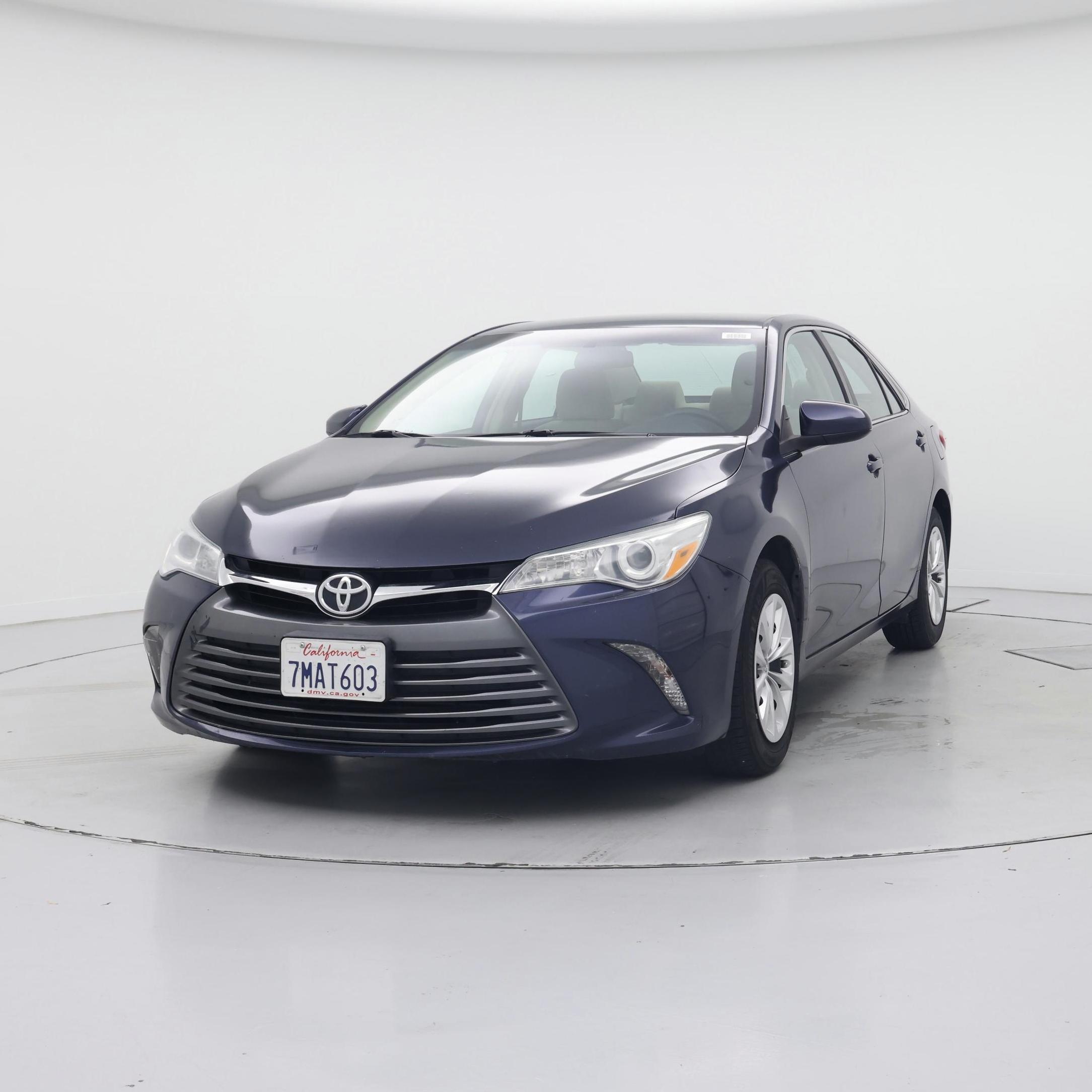 Thumbnail: 2015 Toyota Camry - 4