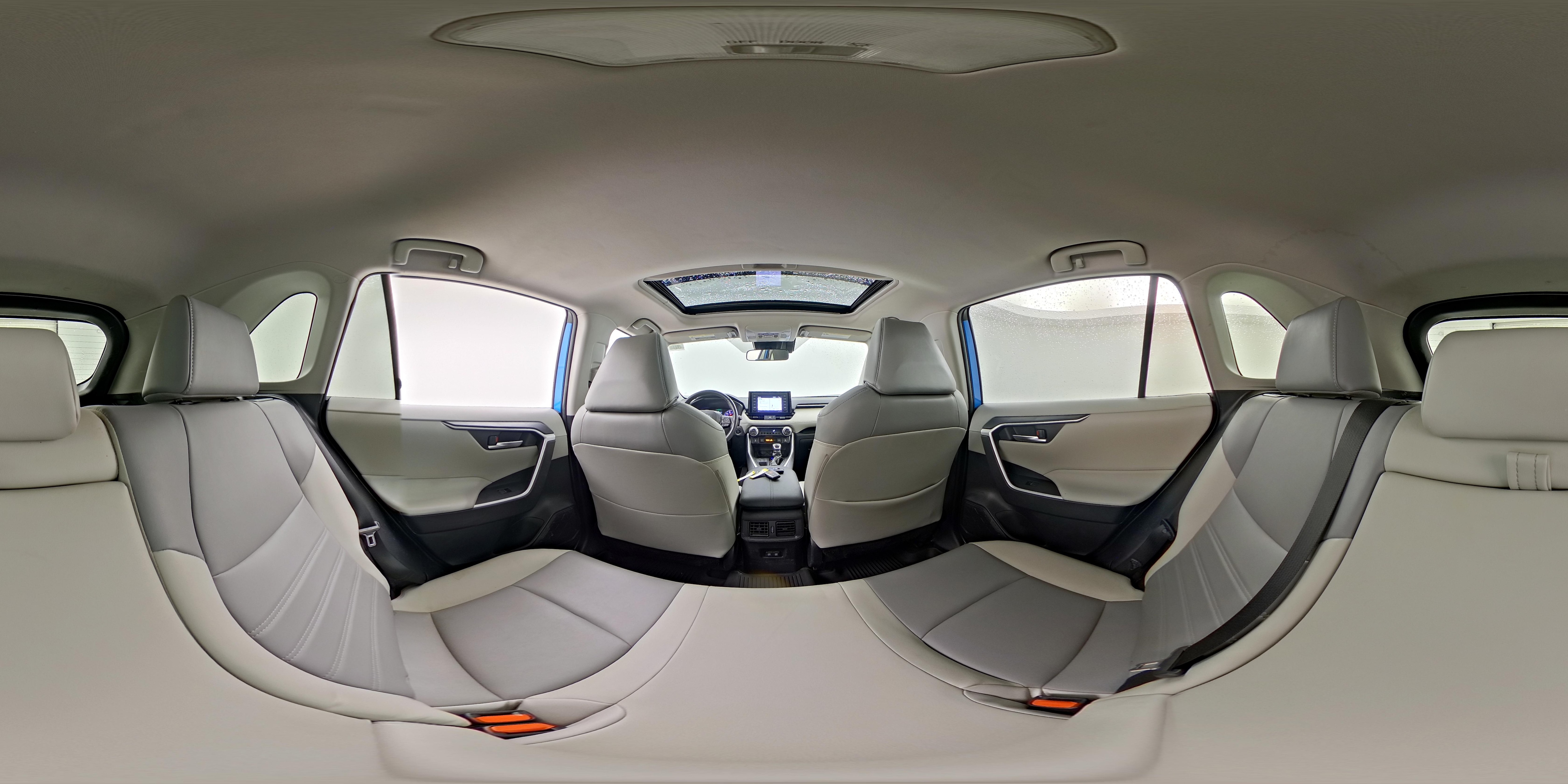 2020 Toyota RAV4 XLE Premium - Photo 26