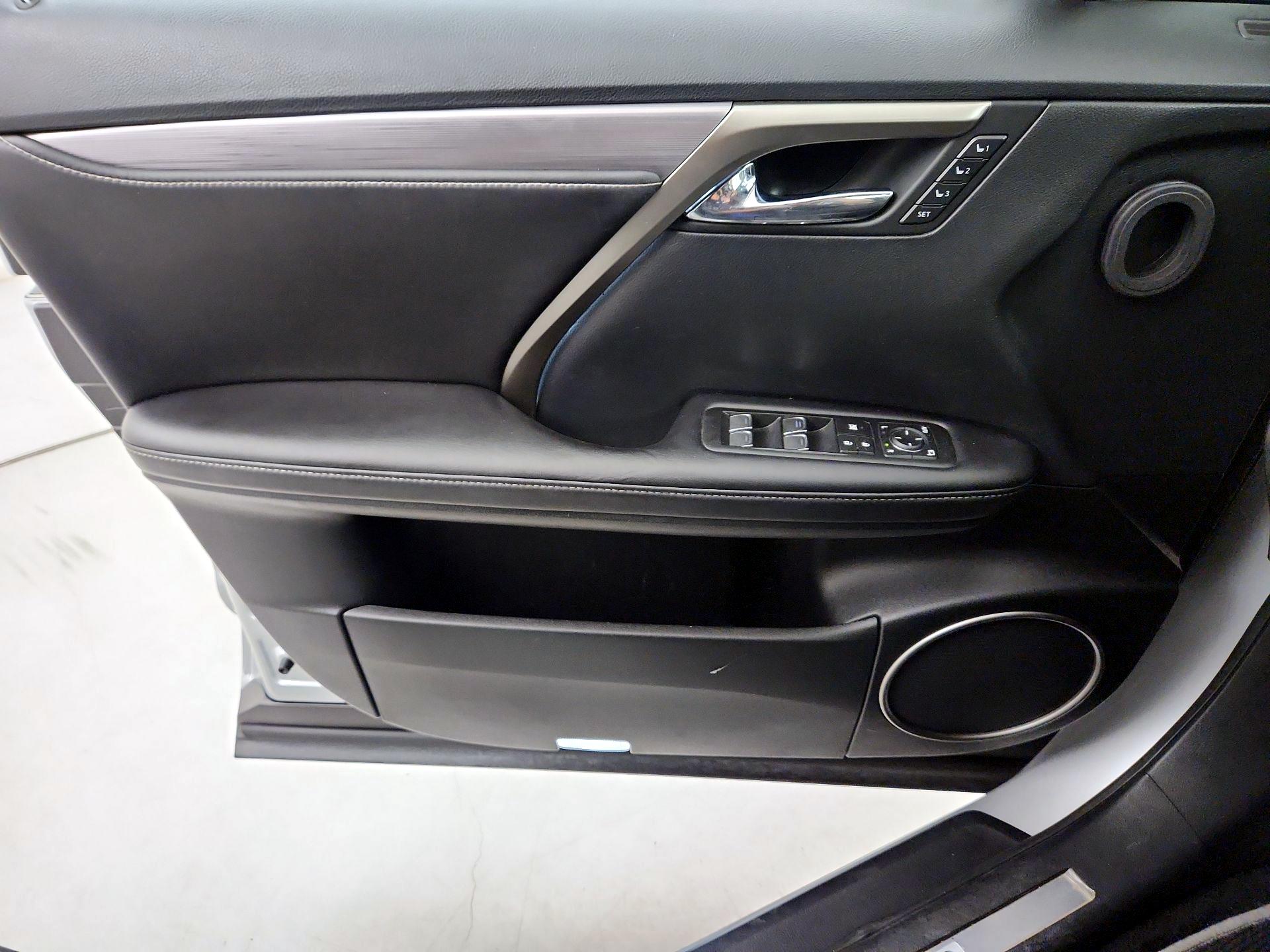 Thumbnail: 2019 Lexus RX - 12