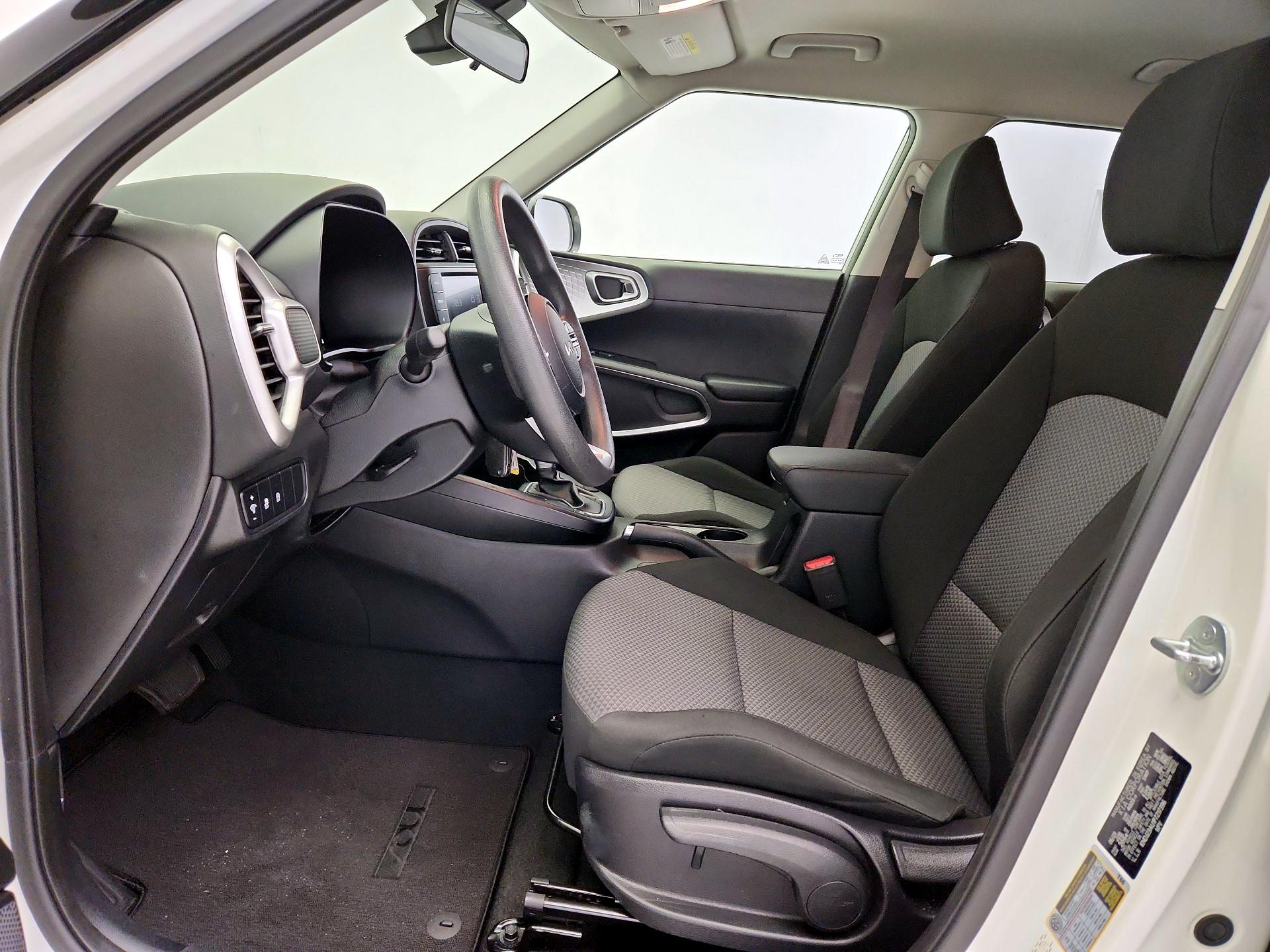 Thumbnail: 2023 Kia Soul - 11