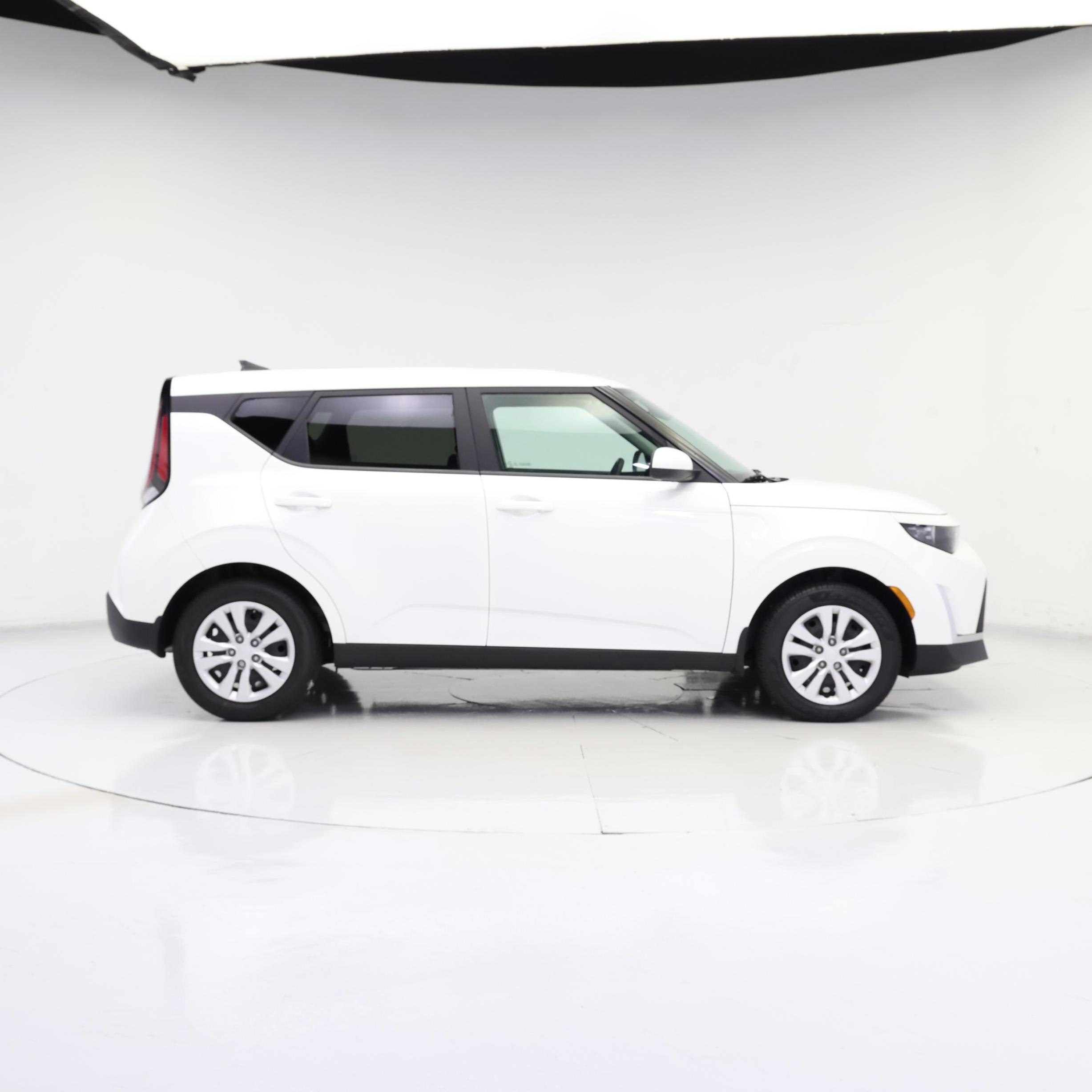 Thumbnail: 2023 Kia Soul - 7