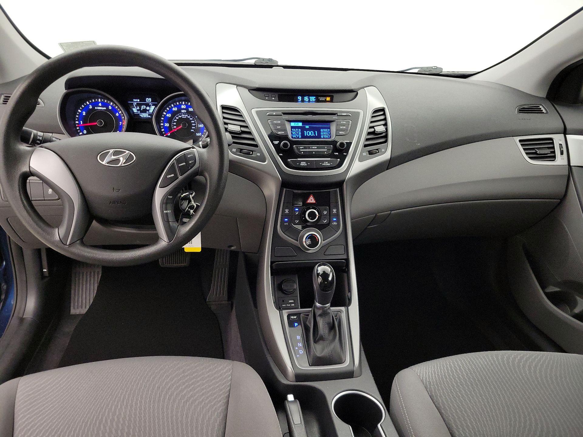 Thumbnail: 2016 Hyundai Elantra - 9