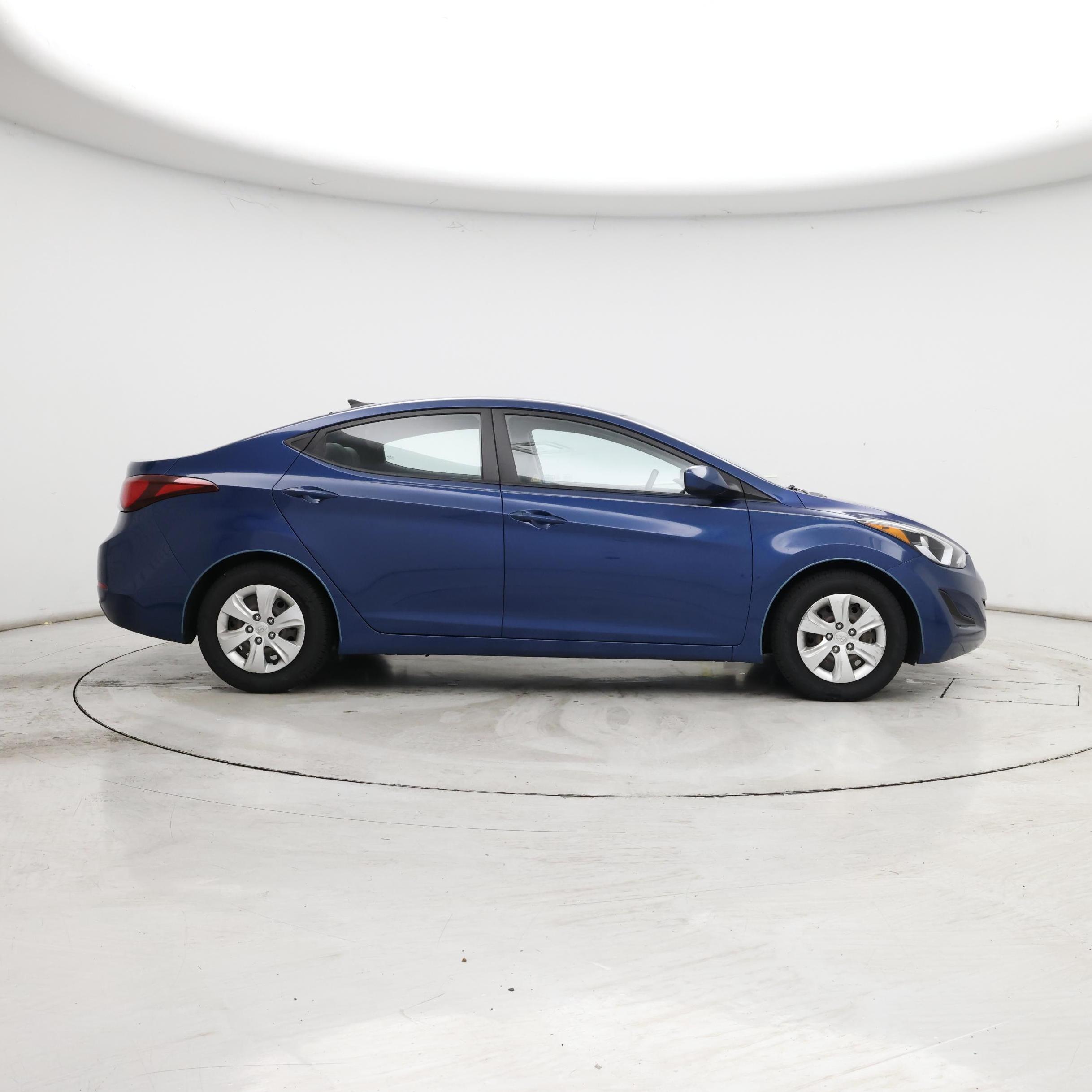 Thumbnail: 2016 Hyundai Elantra - 7