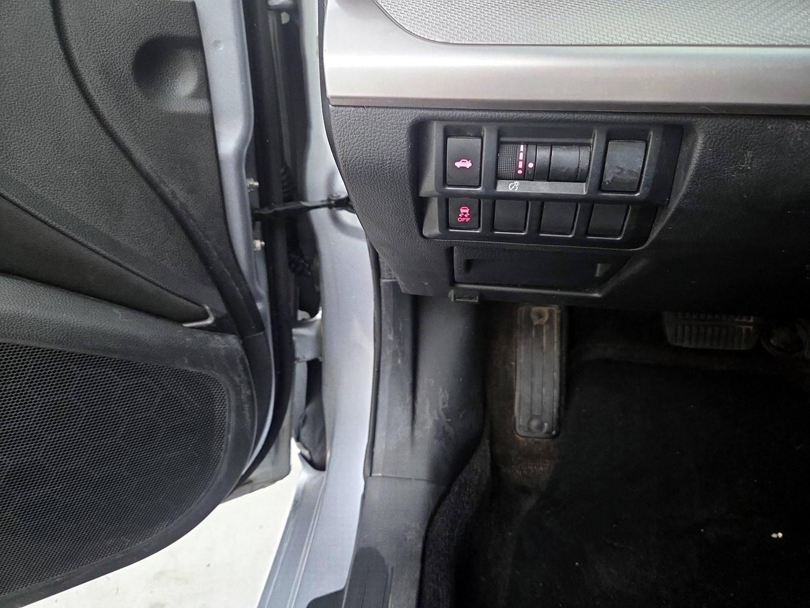 2015 Subaru Legacy 2.5i Premium - Photo 14