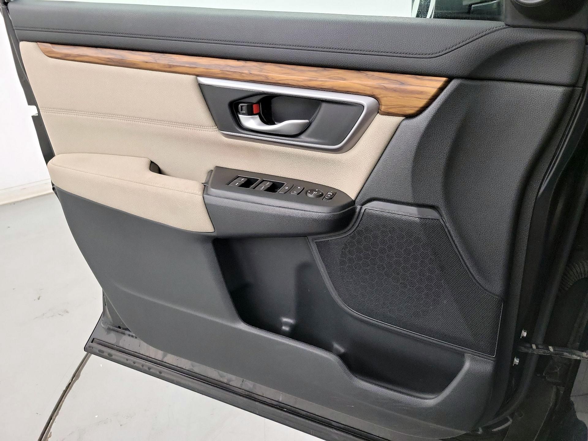 Thumbnail: 2018 Honda CR-V - 10